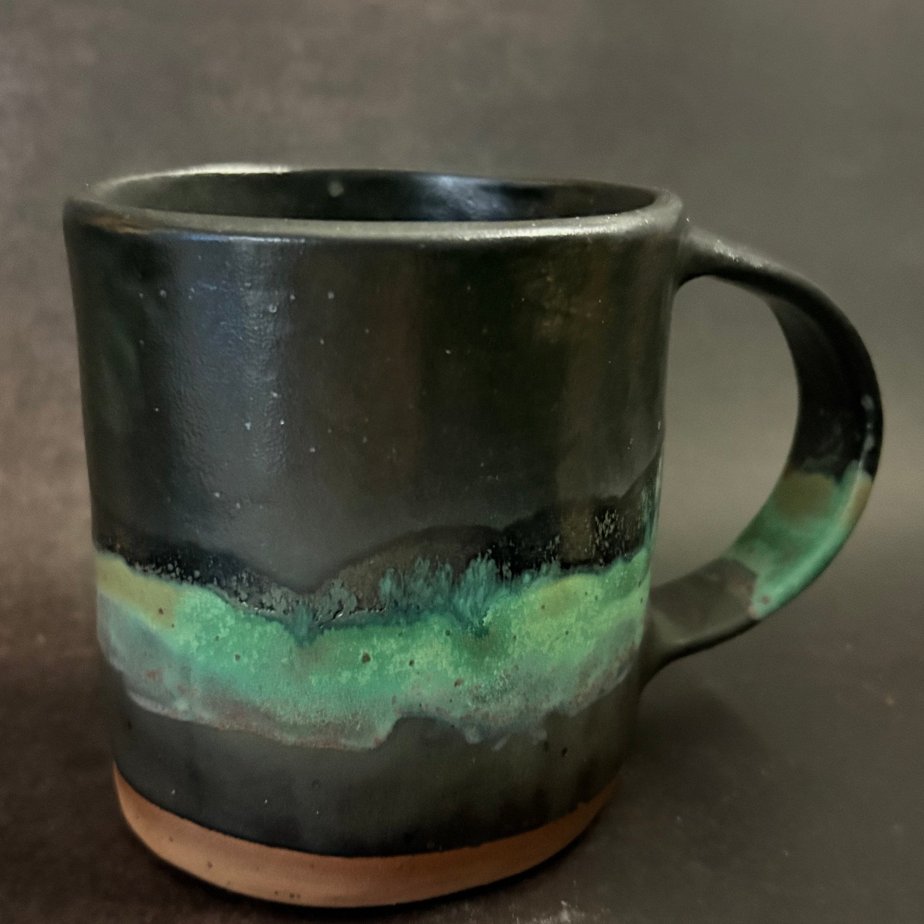 Handmade Designer Ceramic Stoneware Mug with Handle (Approx 330ml or 11oz)
