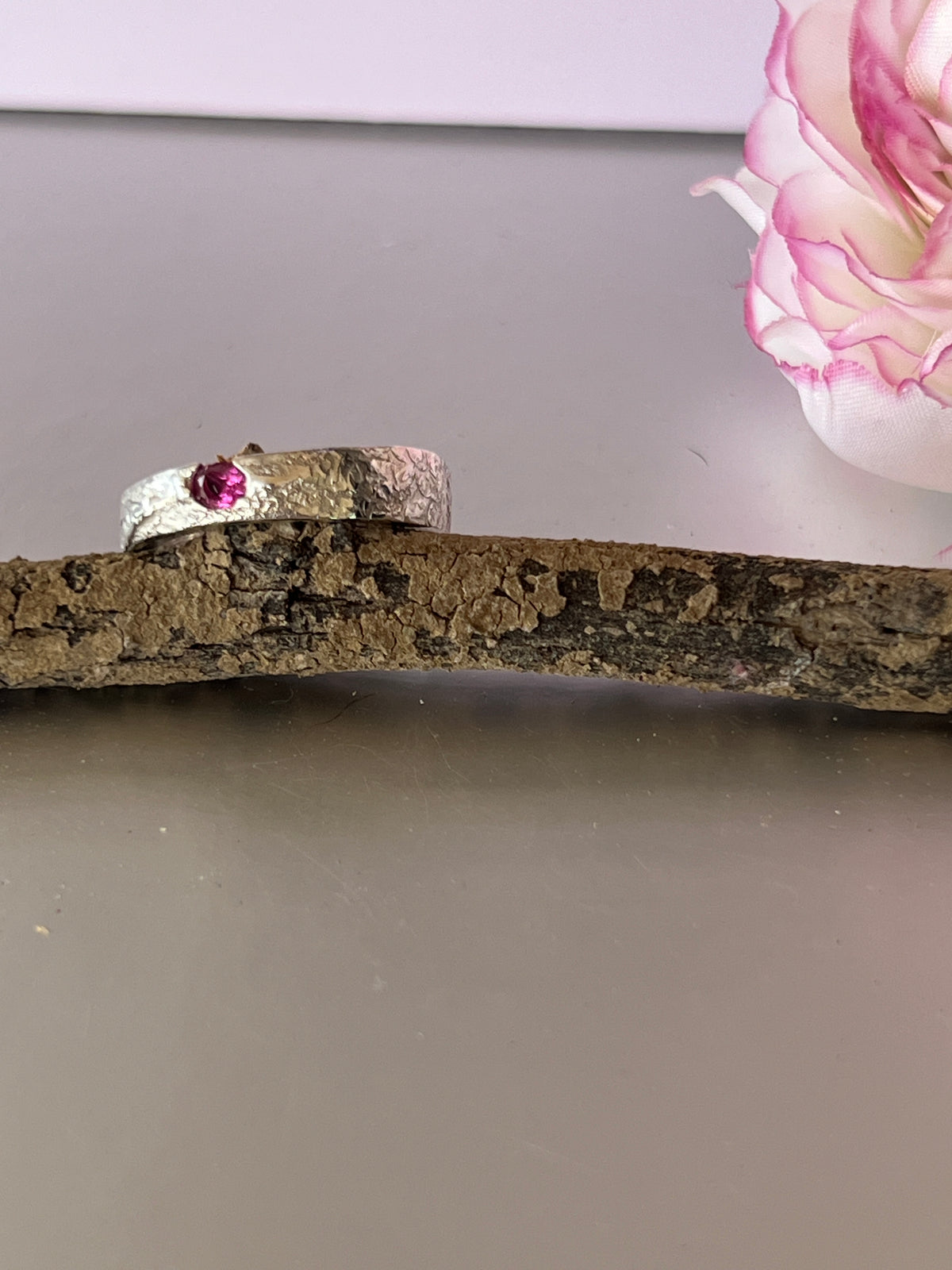 “Batemans Bay” Sterling Silver Ring-Pink Sapphire