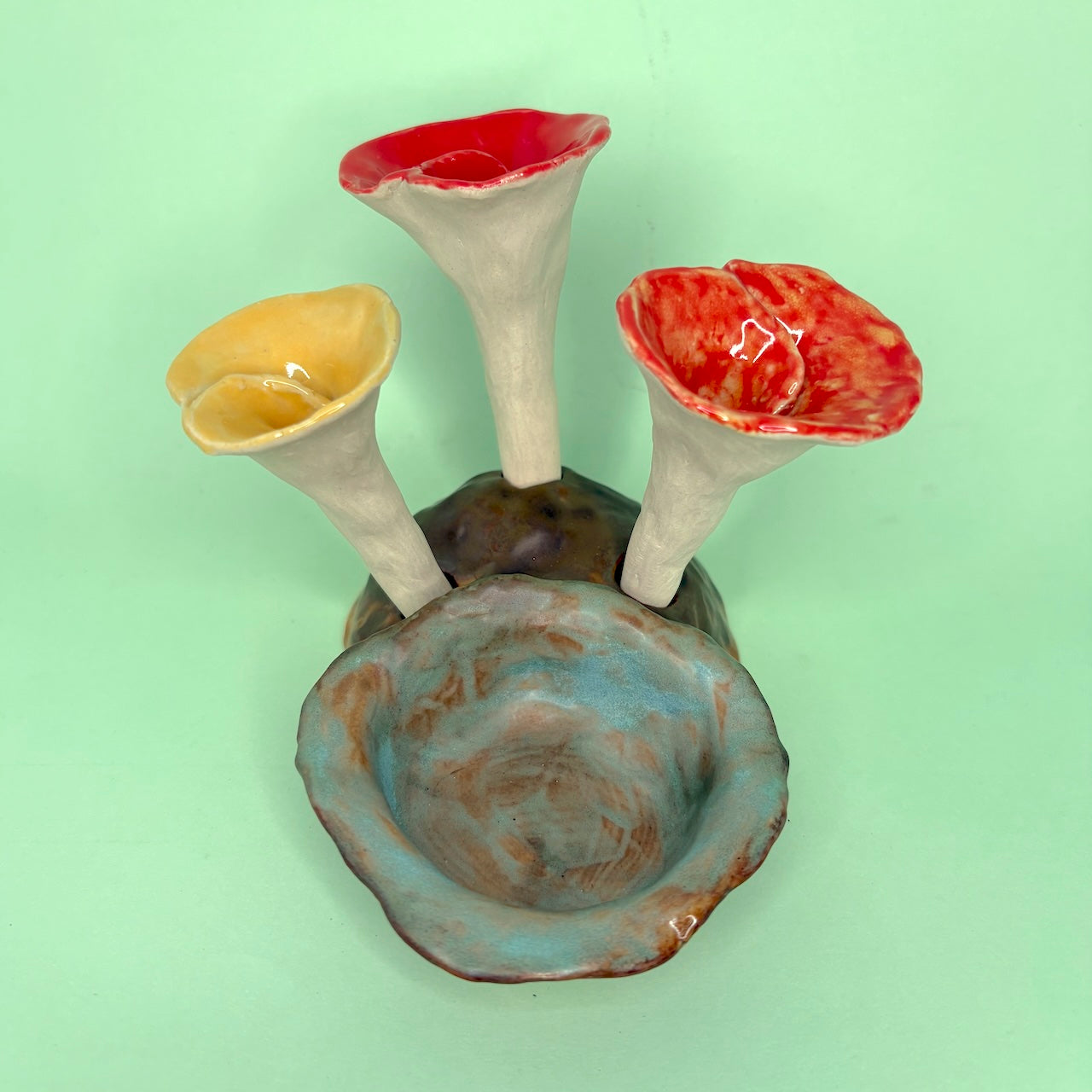 Bees and butterflies drinking cup set