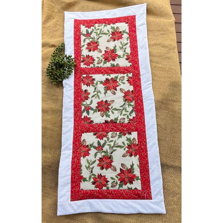 Christmas table runner | Reversible | Pointsettias