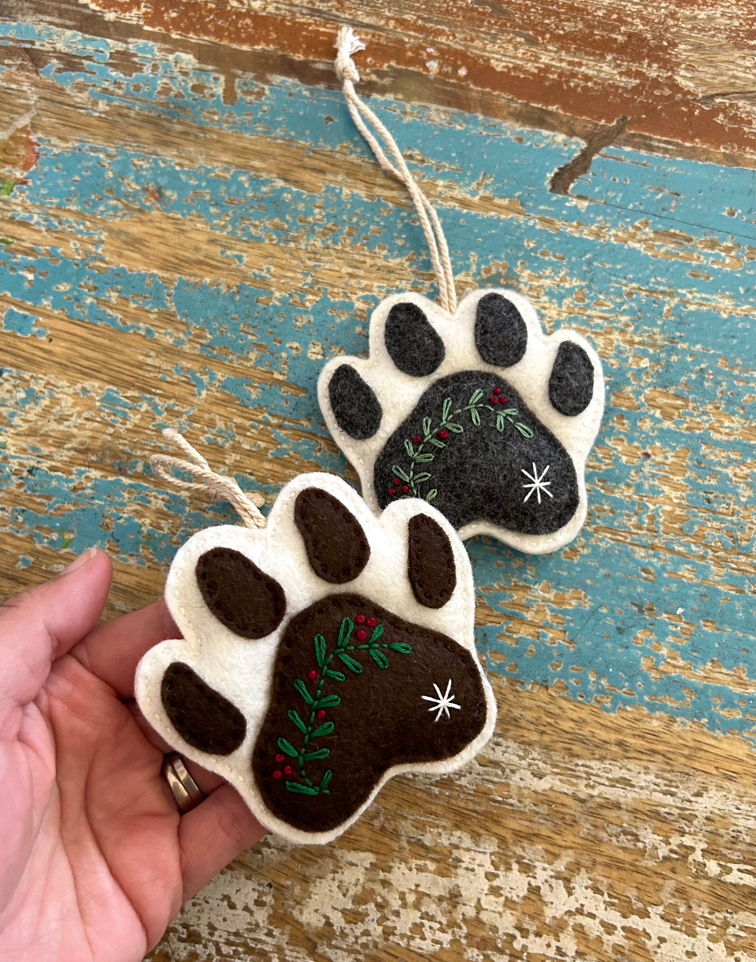Christmas paws, dog pet, tree decorations, ornament