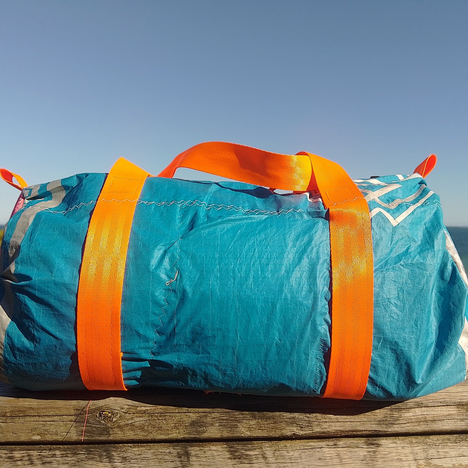Lightweight Splash-Proof Swim, Gym & Carry-On Duffle Bag