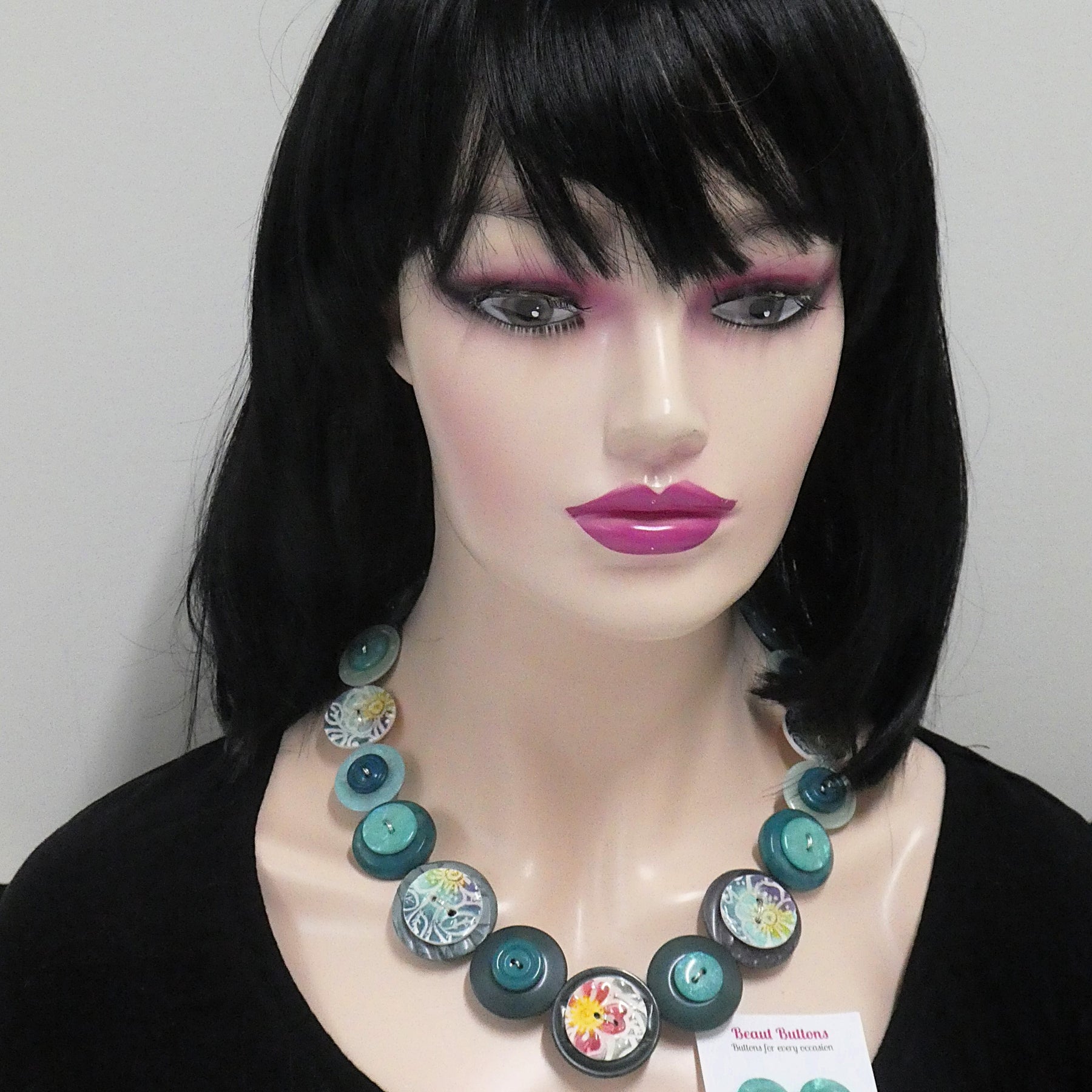 Button necklace and earrings - Blue Lagoon