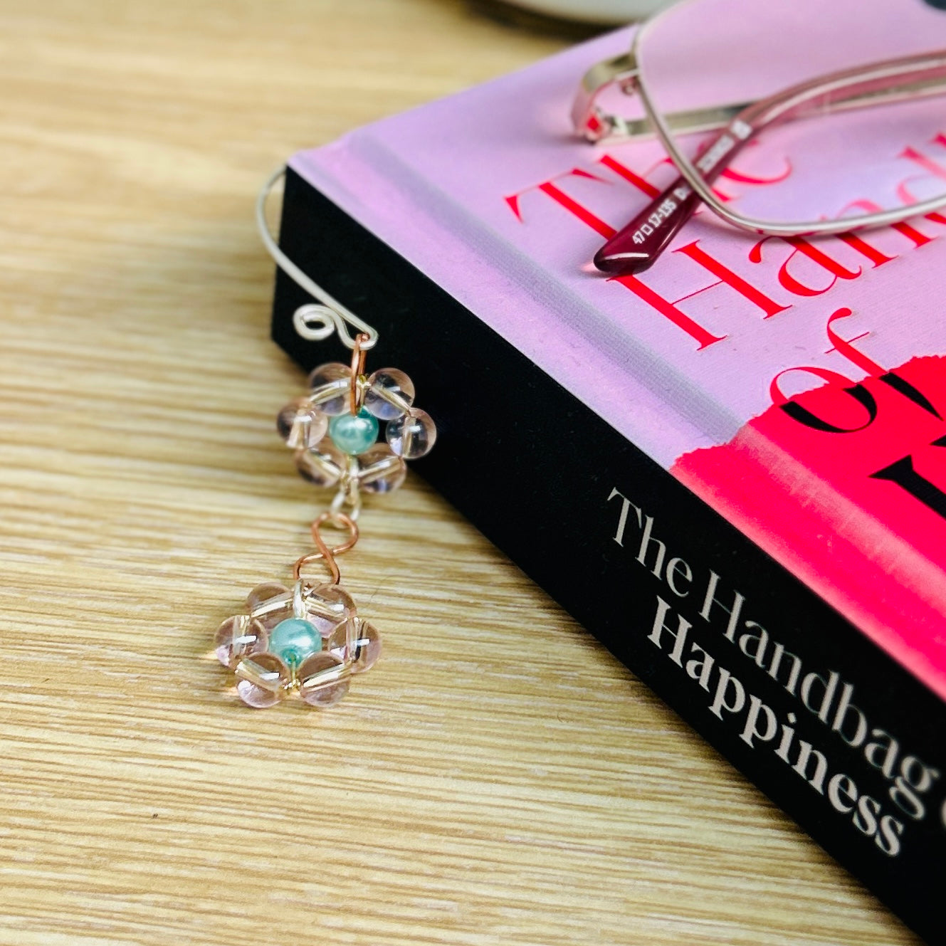 Daisy Bookmark . Silver Plated Copper Wire . Book Lover