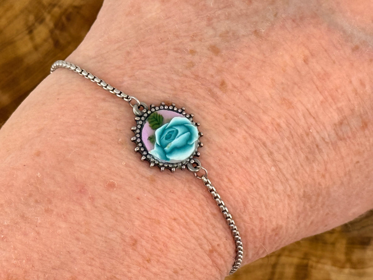 Pale Green Rose Stainless Steel Adjustable Slider Bracelet