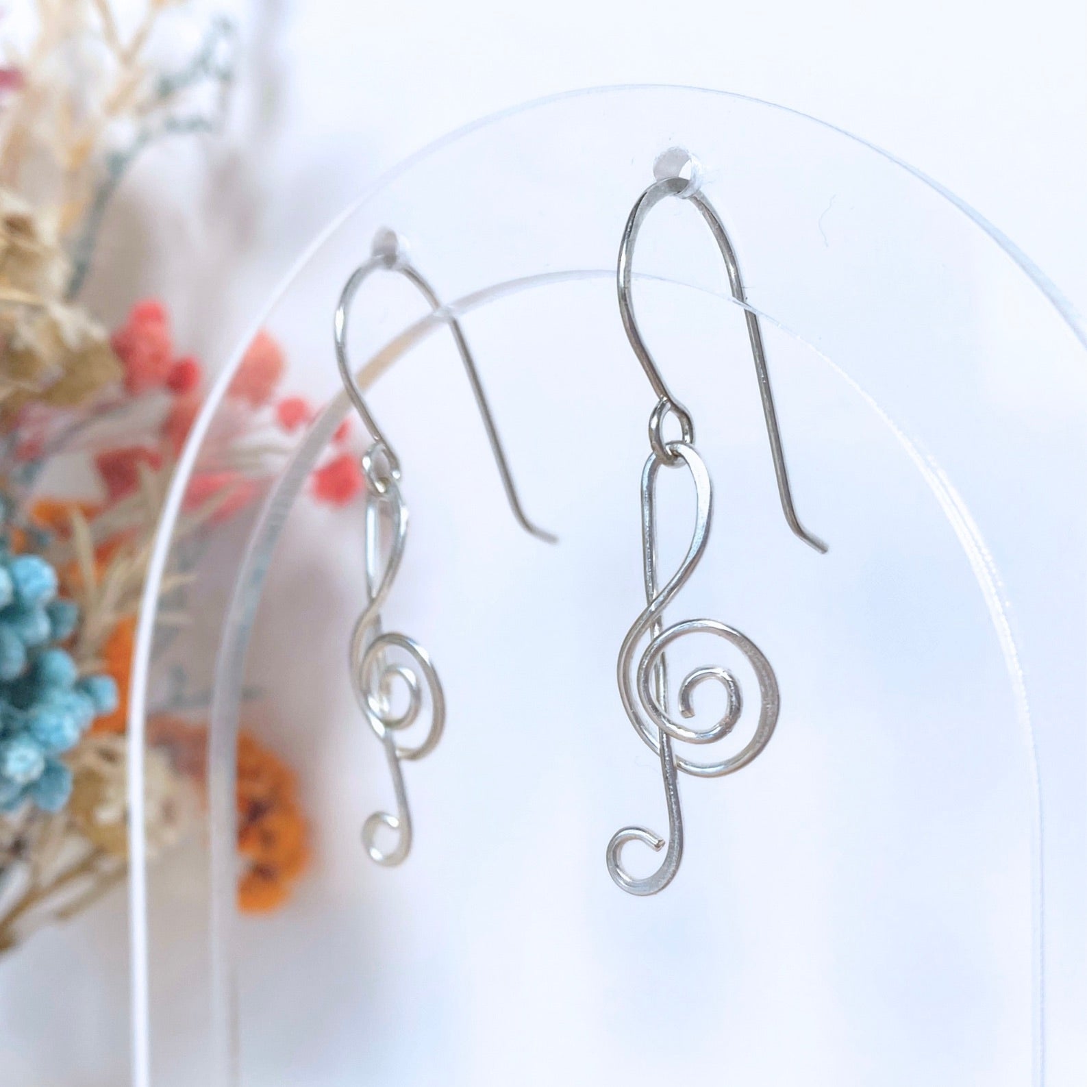 Music dangle earrings | Treble clef, Quaver, Double quaver | Sterling silver, Gold-filled, Stainless steel | Music lover gift