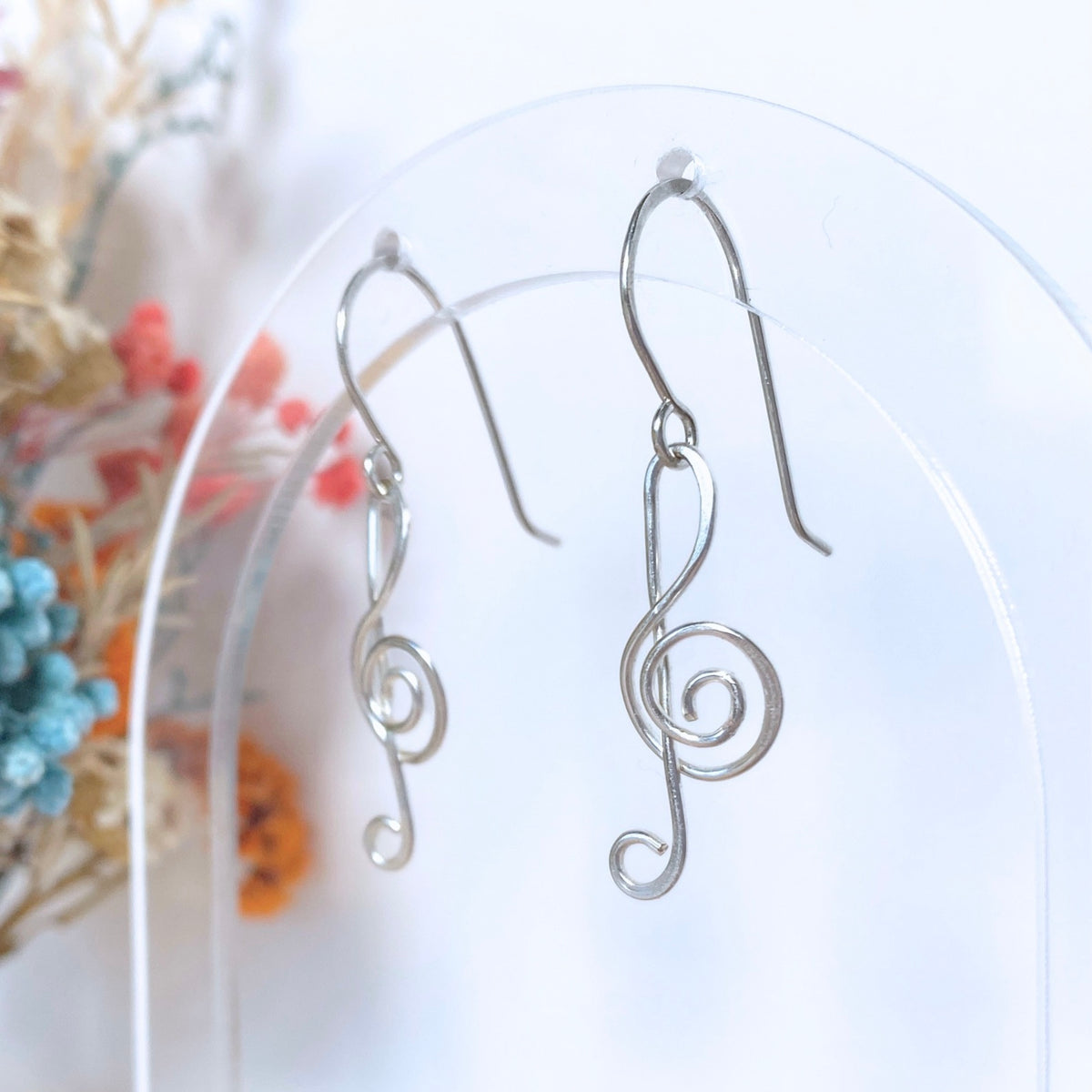 Music dangle earrings | Treble clef, Quaver, Double quaver | Sterling silver, Gold-filled, Stainless steel | Music lover gift