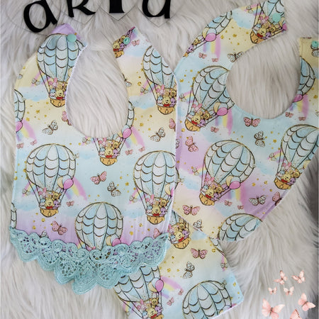 'That Bear' Bib Set