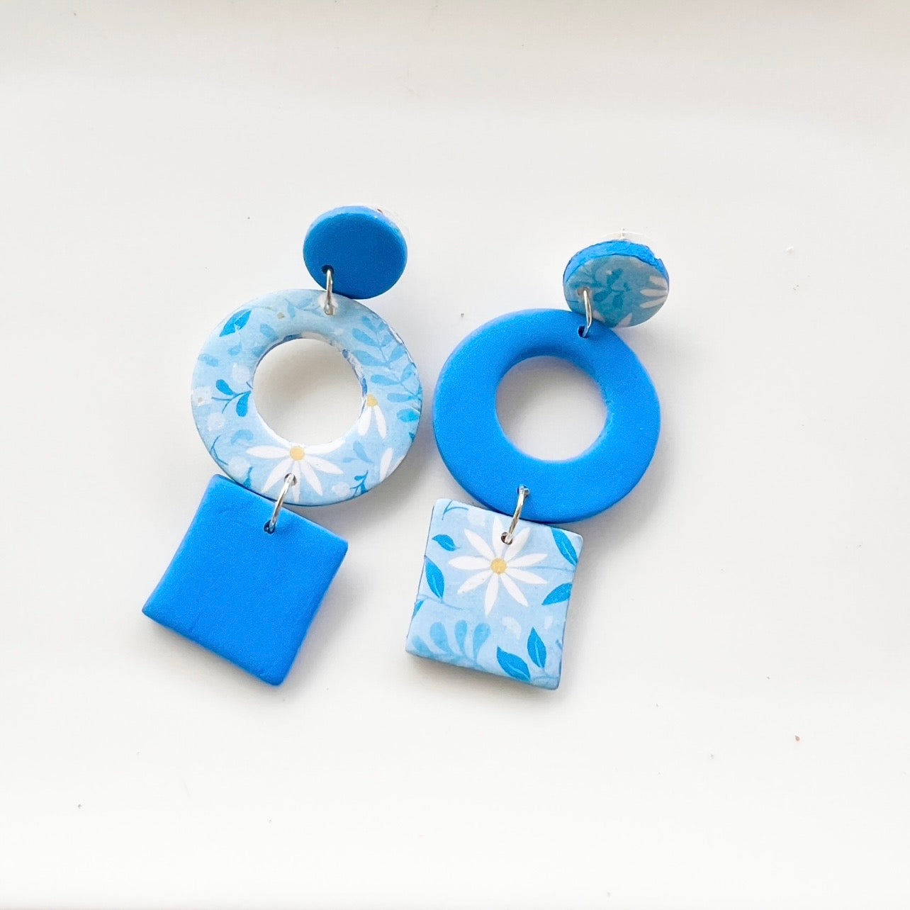 Earrings~Polymer Clay ~ Blue Dangles~Daisies