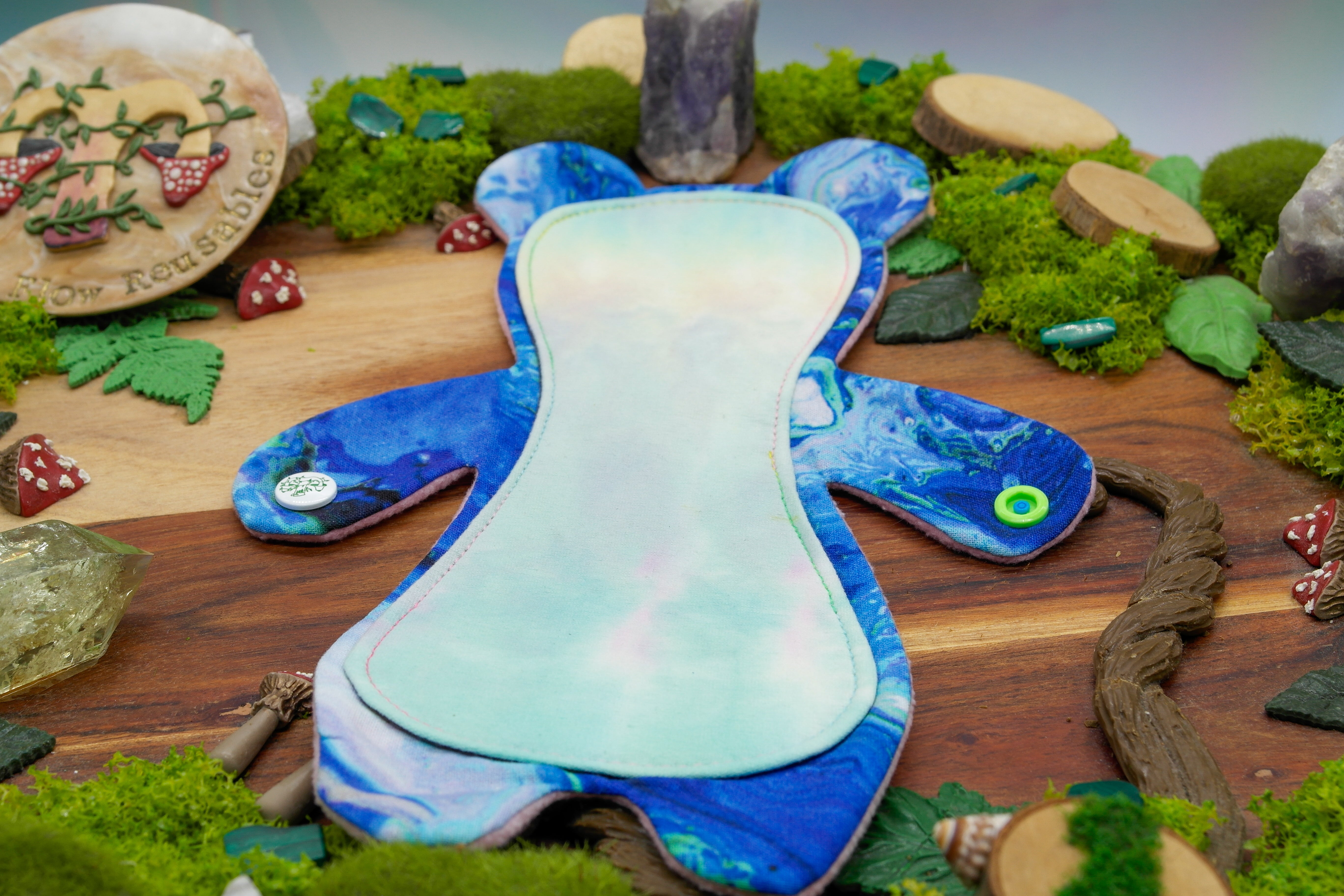 Washable reusable cloth pad 10" Moderate (Goldilocks) - Swept away