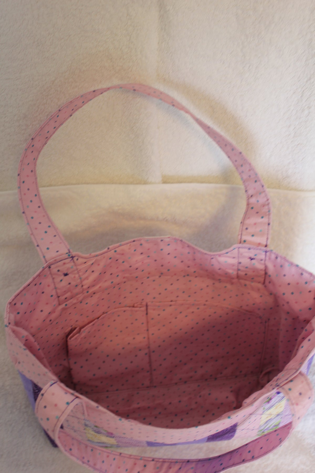 ALL THE LAVENDERS TOTE BAG - DIAMOND QUILTED