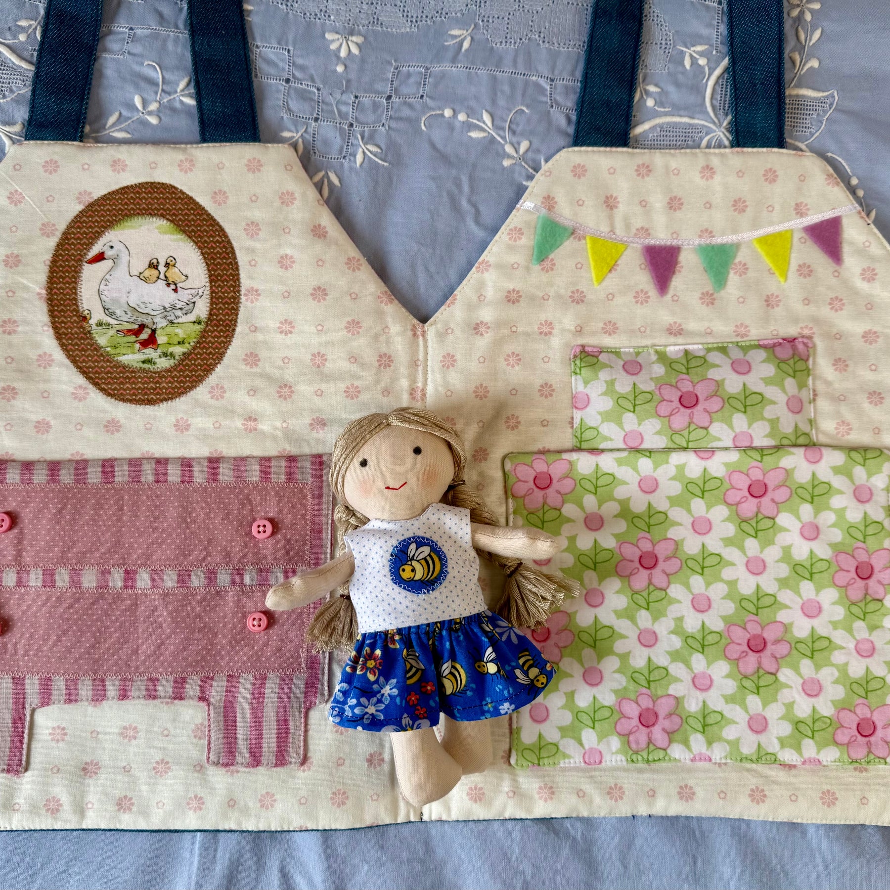 Travel Dollhouse , pretend play , Dollhouse with dresses and doll.