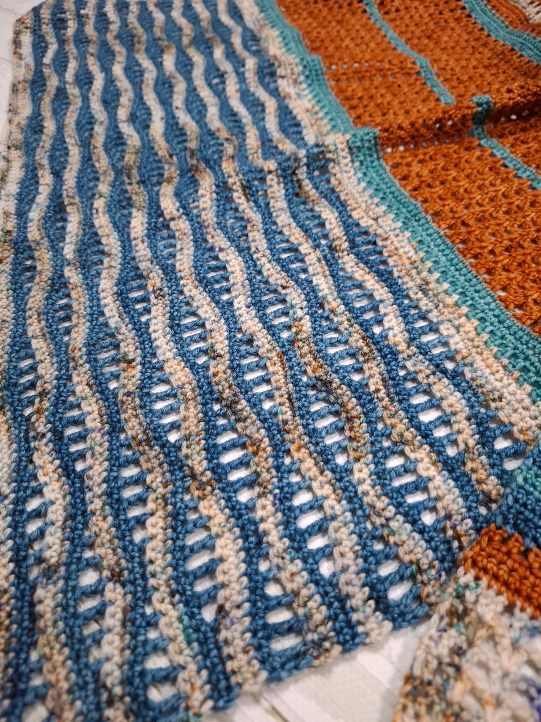 Lato Shawl