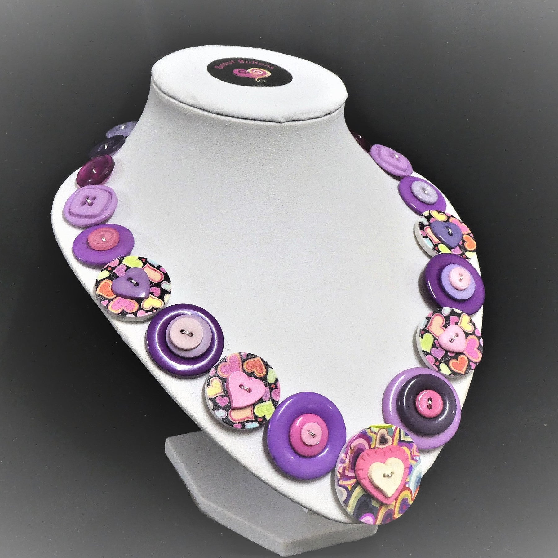 Button necklace - Purple Hearts