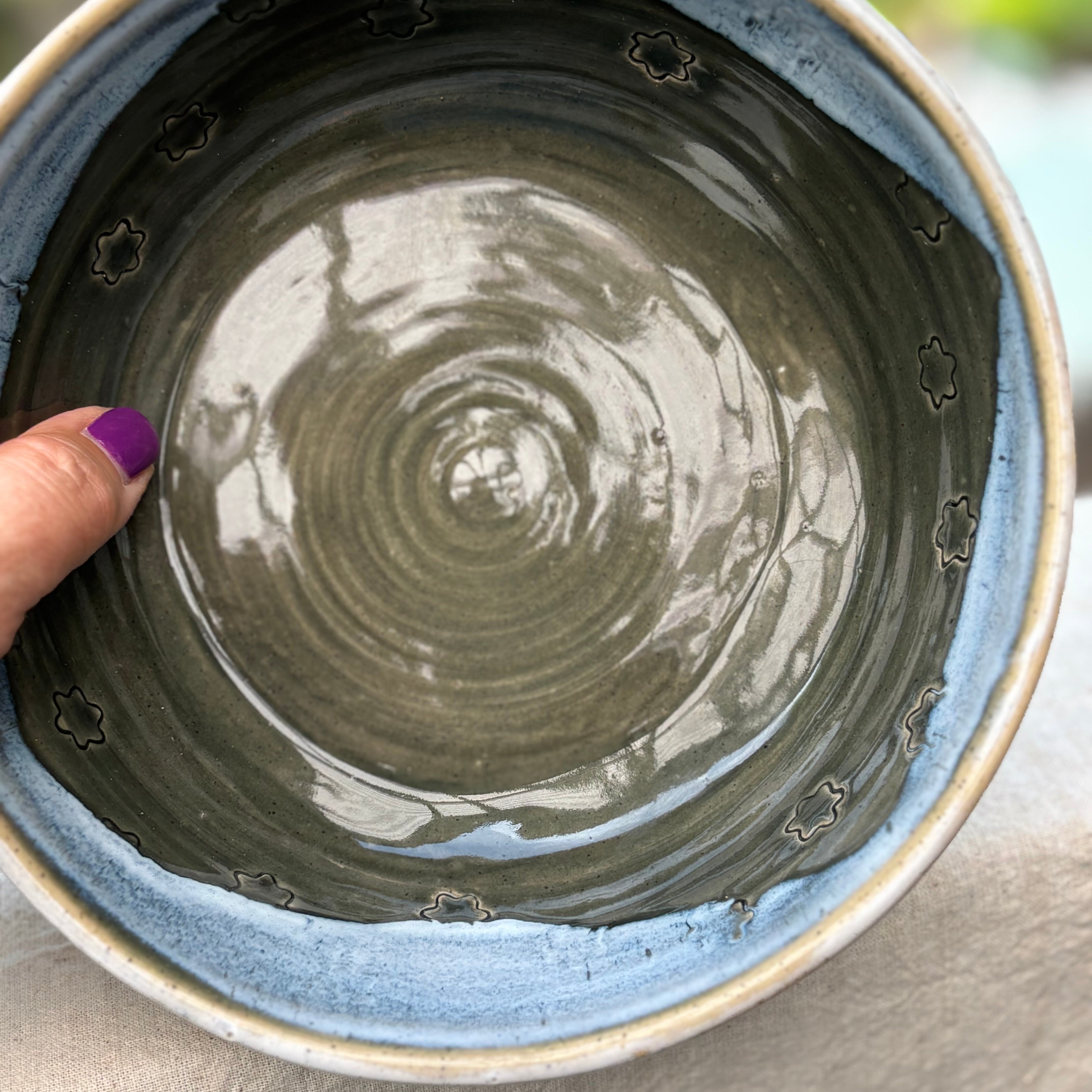 Handmade 20cm Ceramic Bowl – Salad/Pasta Stoneware Serving Bowl