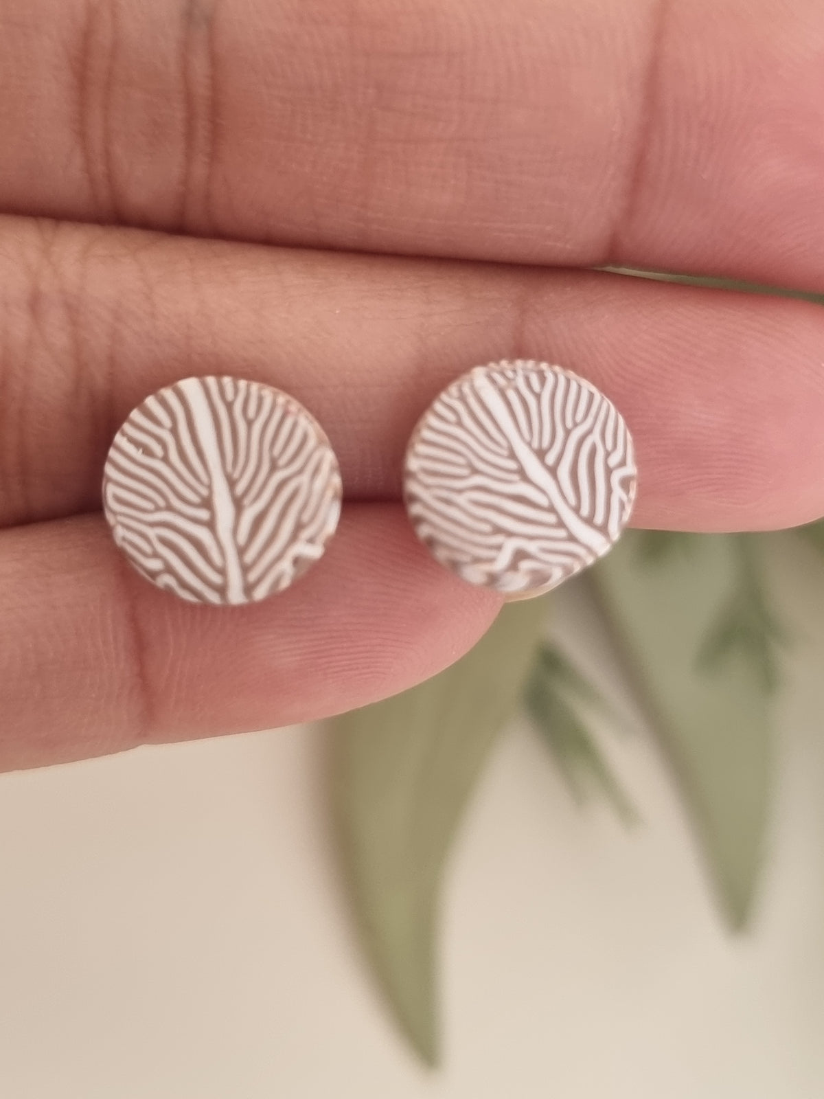 Whispering Graine Studs
