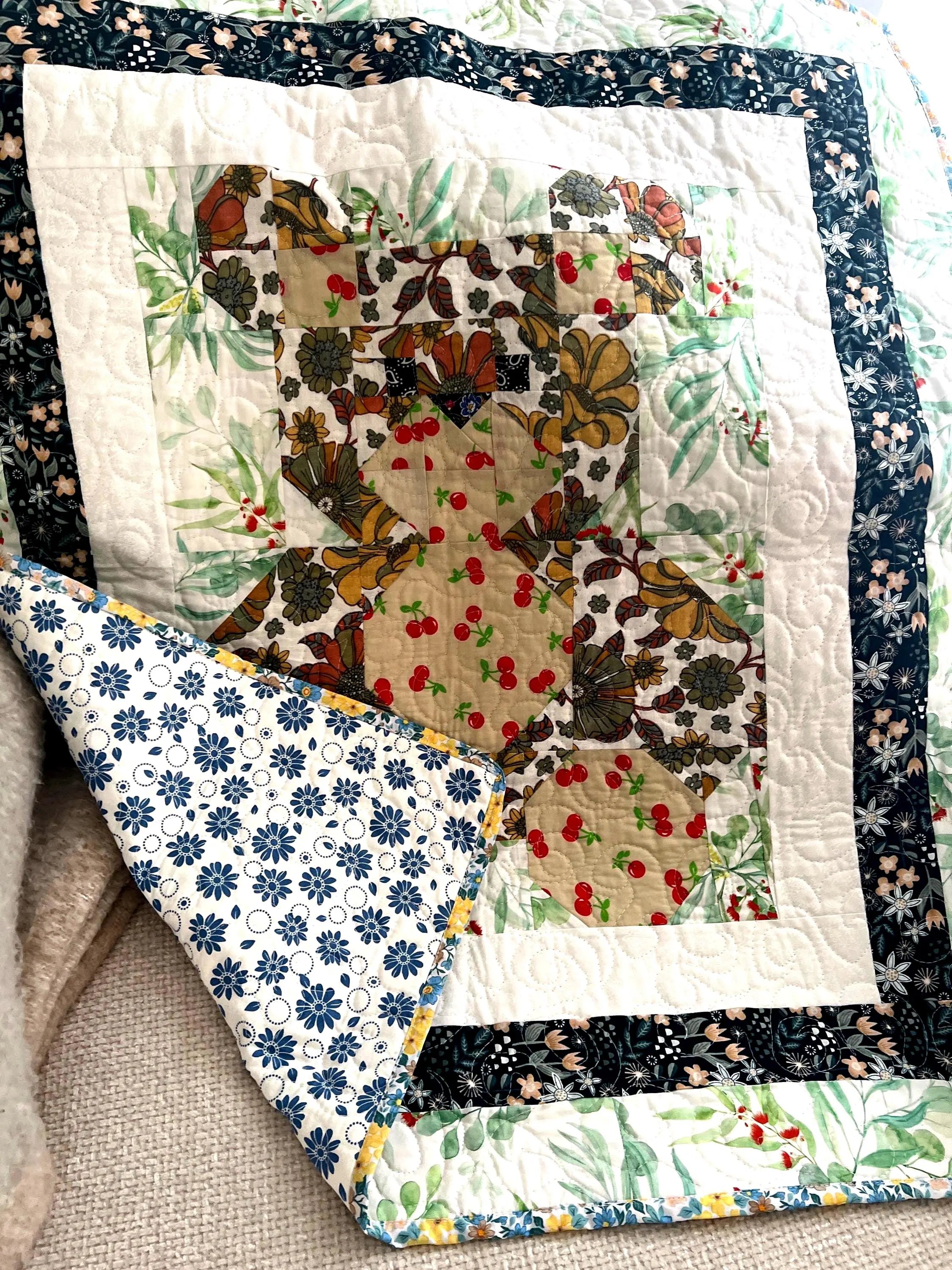 Handmade Teddy Bear Baby Quilt: Soft Cotton Nursery Blanket