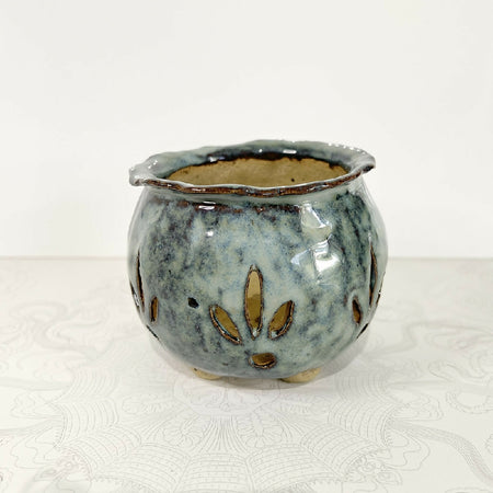 Ceramic cauldron orchid pot