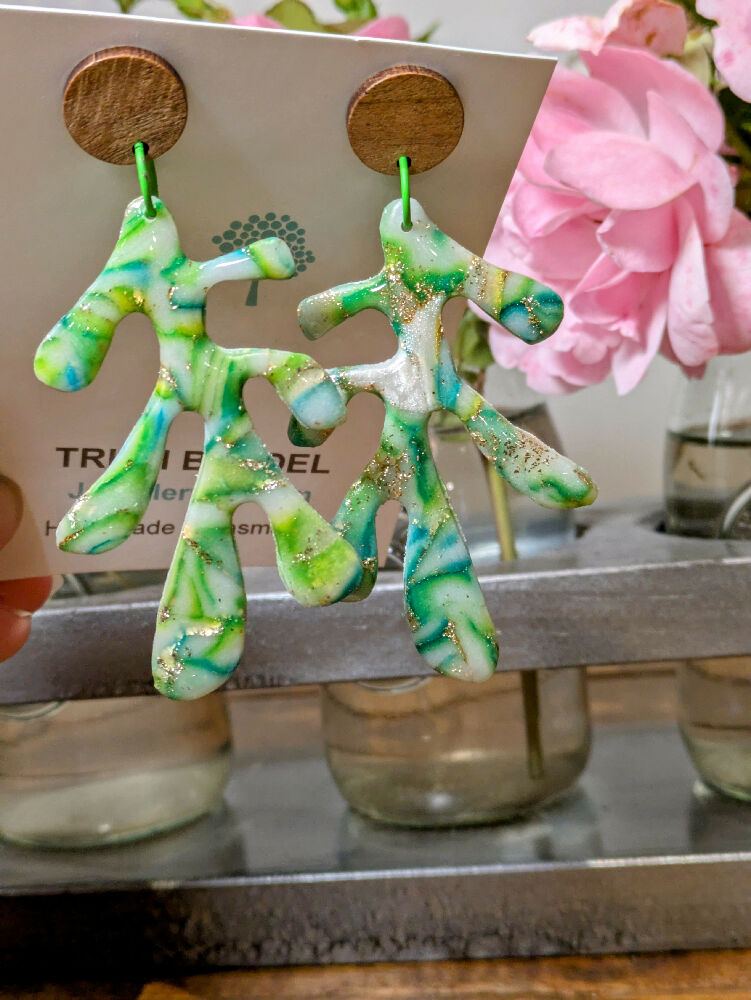 Green Statement earrings 3