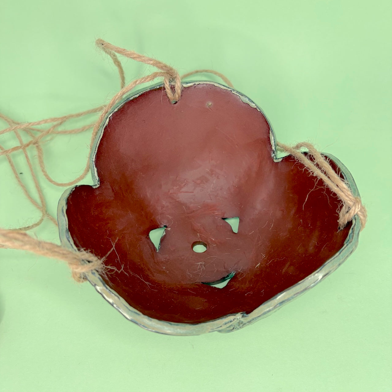 Ceramic dome hanging pot – leaves