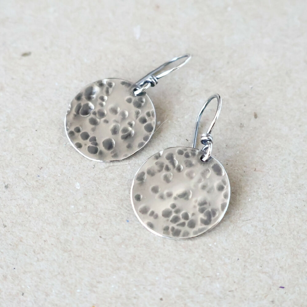 EMS05432_03_EthicalSterlingSilverSmallFullMoonEarrings