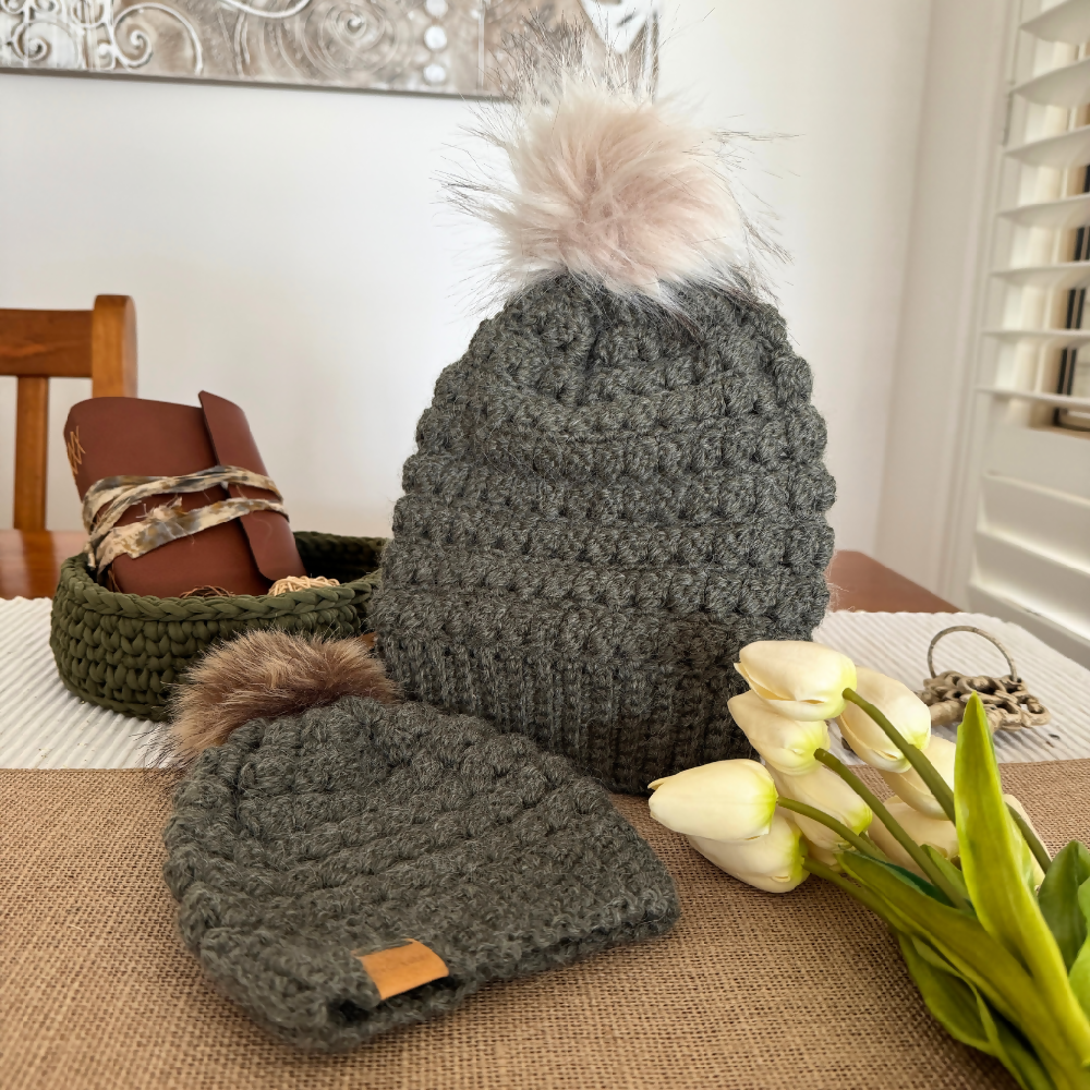 Mum-and-bub-green-earth-beanie-set (4)