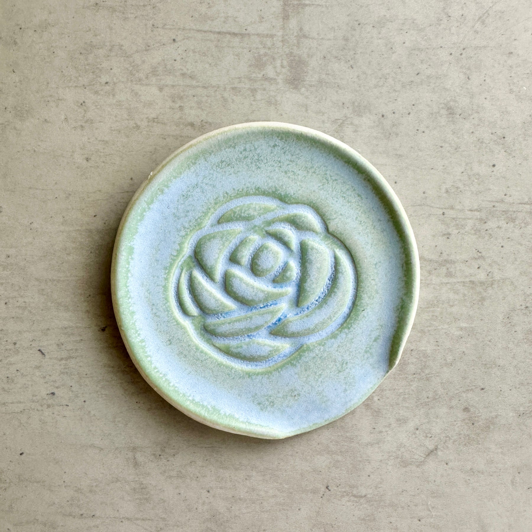 'BEST TEAS' TEASPOON RESTS I White & Speckled Clay