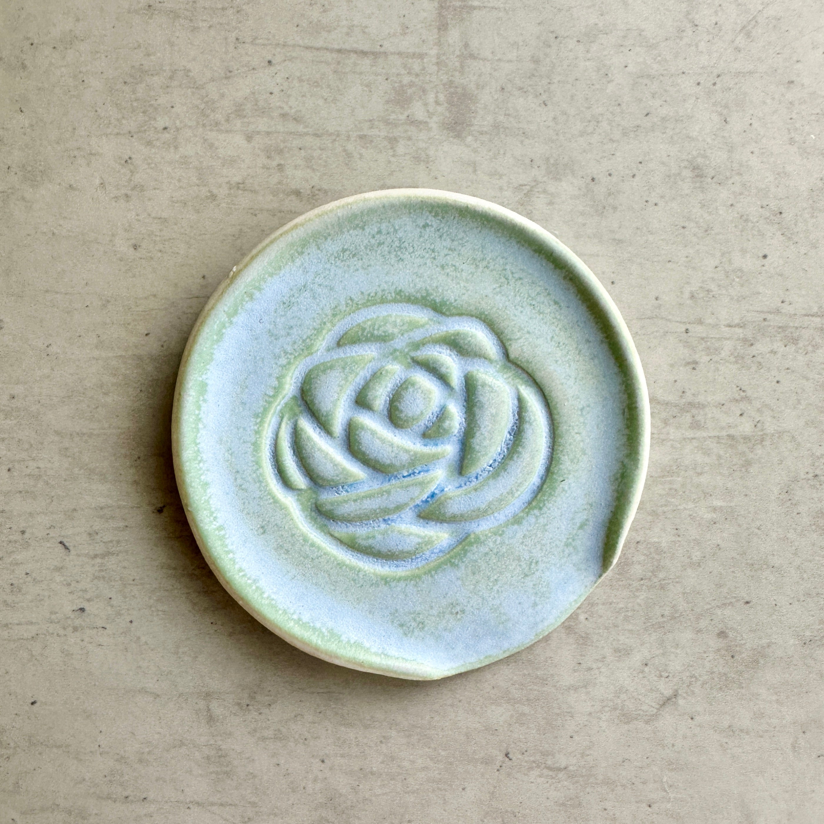 'BEST TEAS' TEASPOON RESTS I White & Speckled Clay