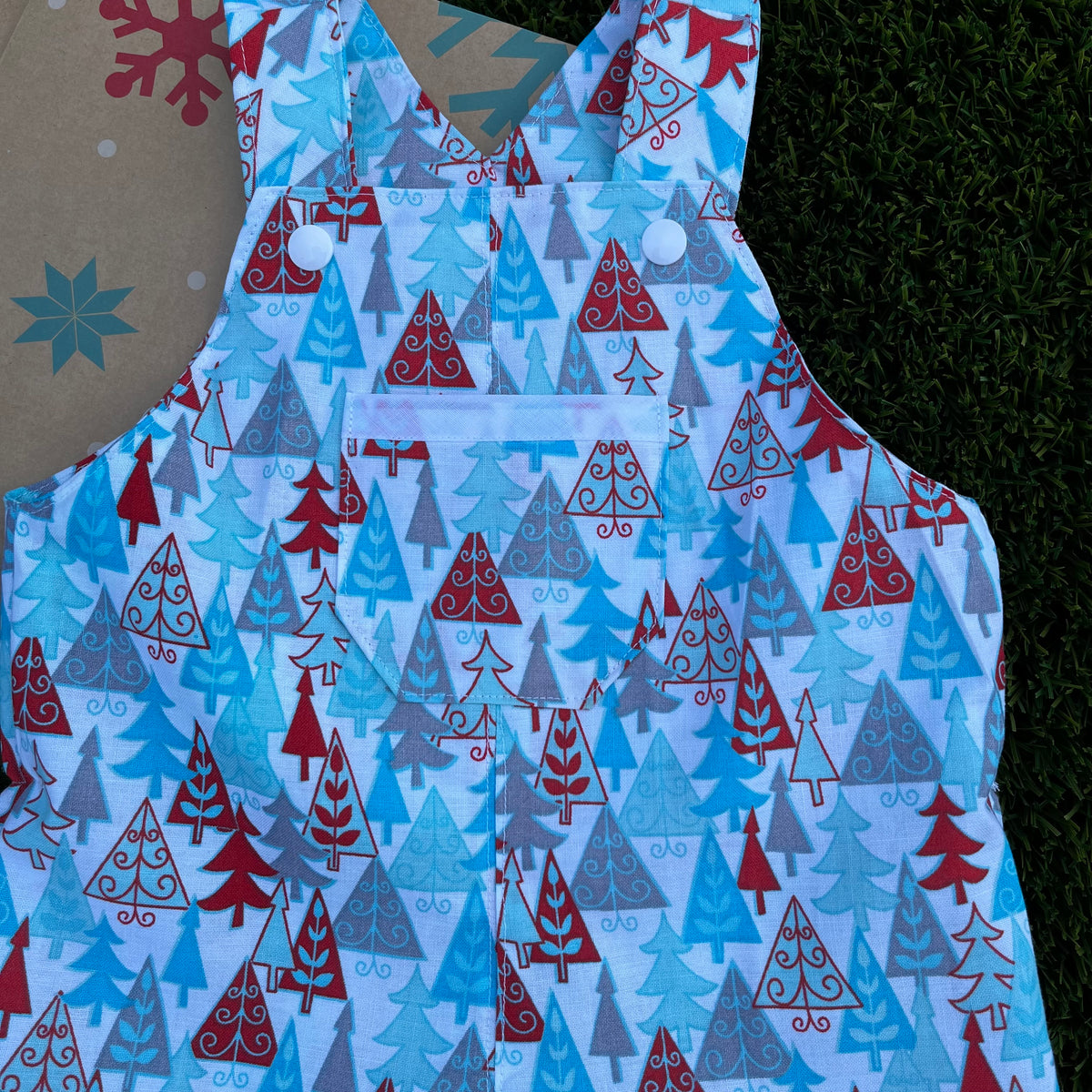Christmas trees | toddler/baby short overalls | size 0
