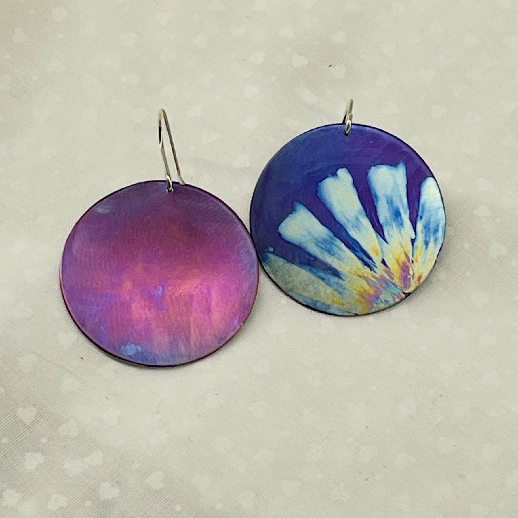 Titanium Disc Earrings Daisy Design - Purple and Ice Blue