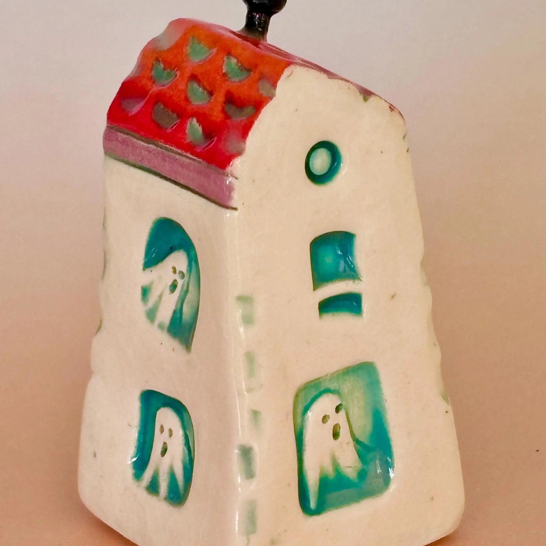 Spooky Mini Ceramic Haunted House 002