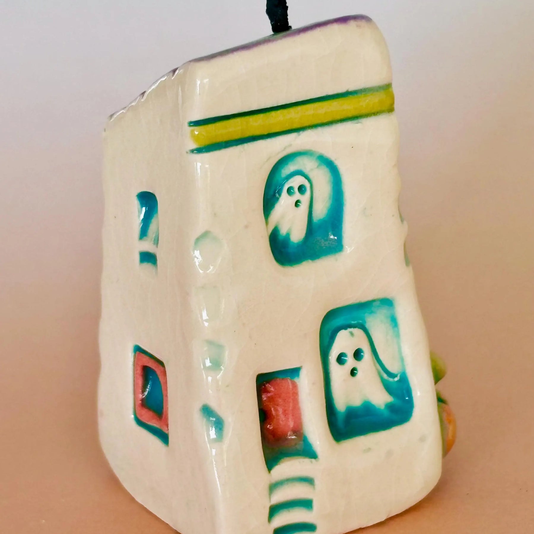 Spooky Mini Ceramic Haunted House 003