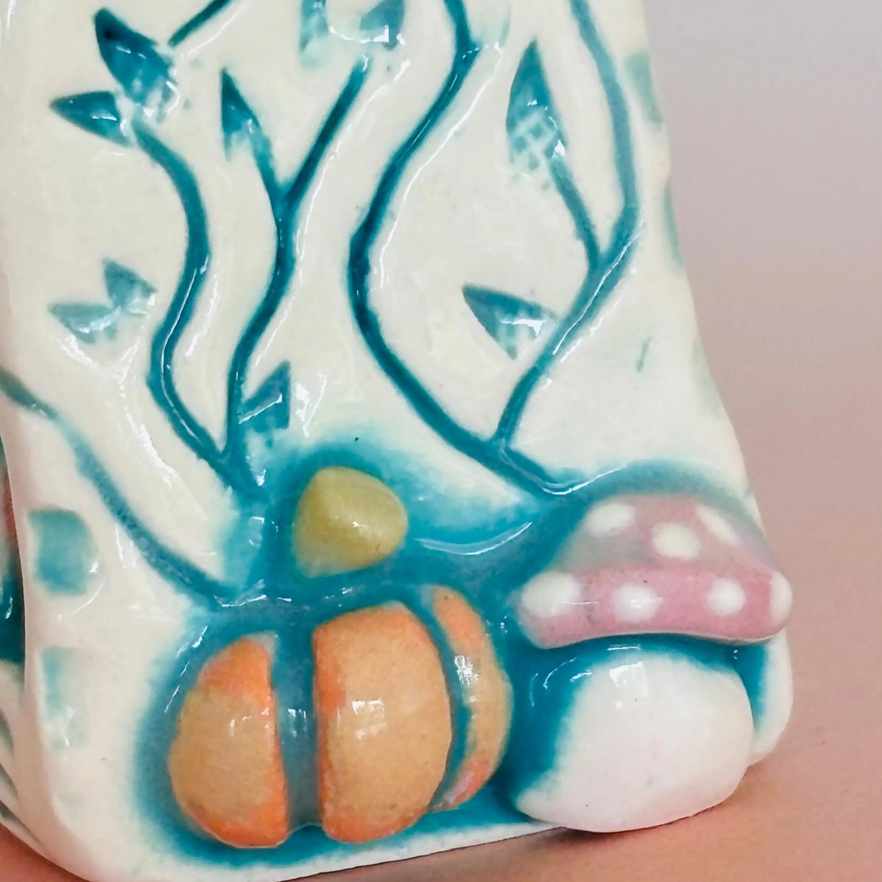 Spooky Mini Ceramic Haunted House 004