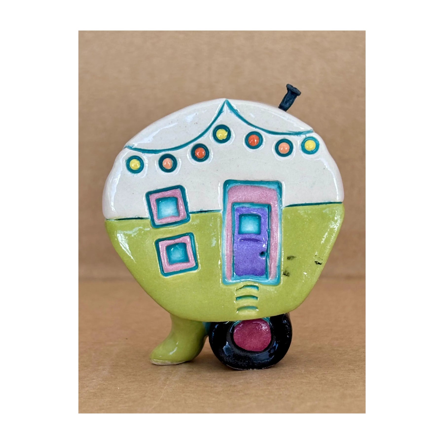 Small Retro Collectable Ceramic Caravan