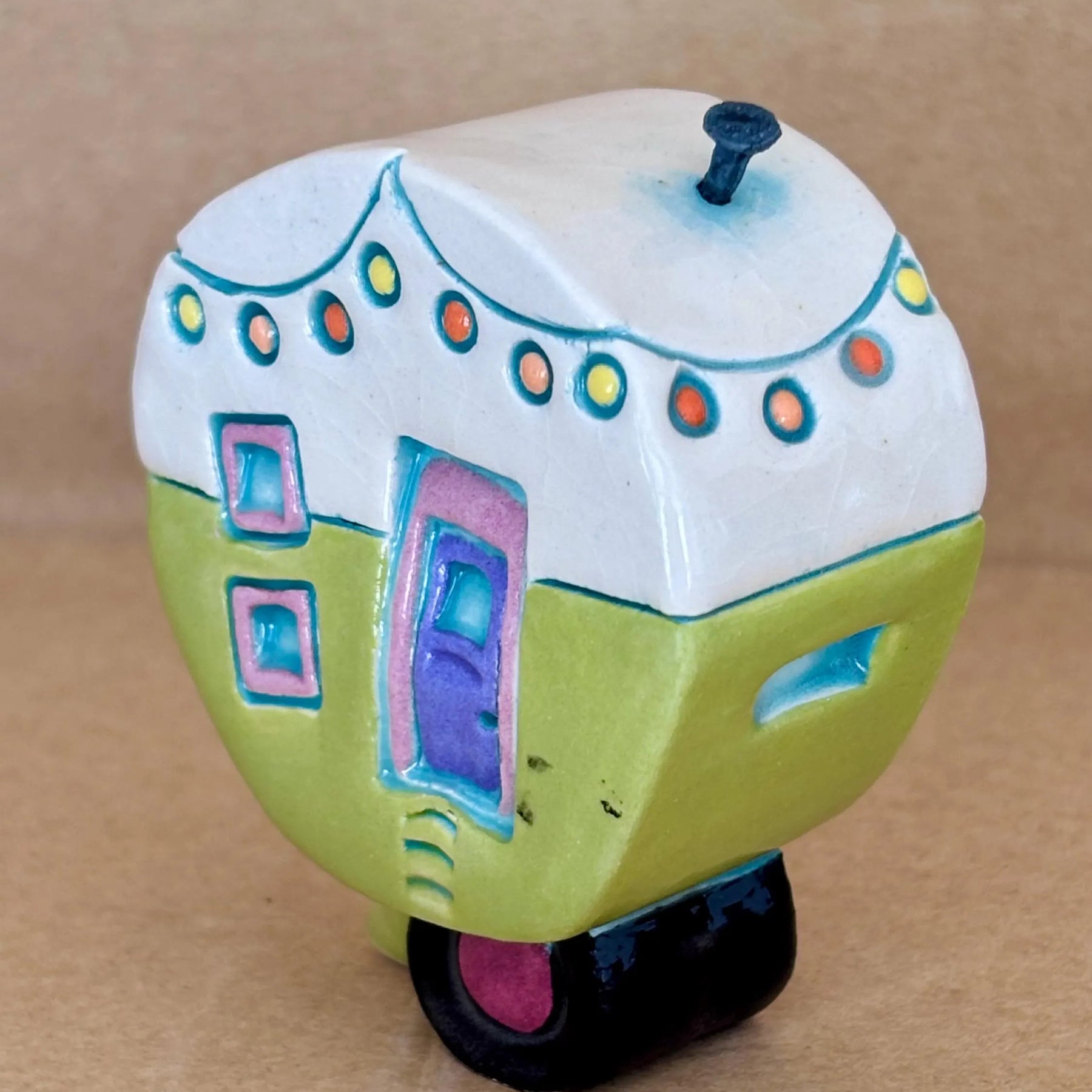Small Retro Collectable Ceramic Caravan