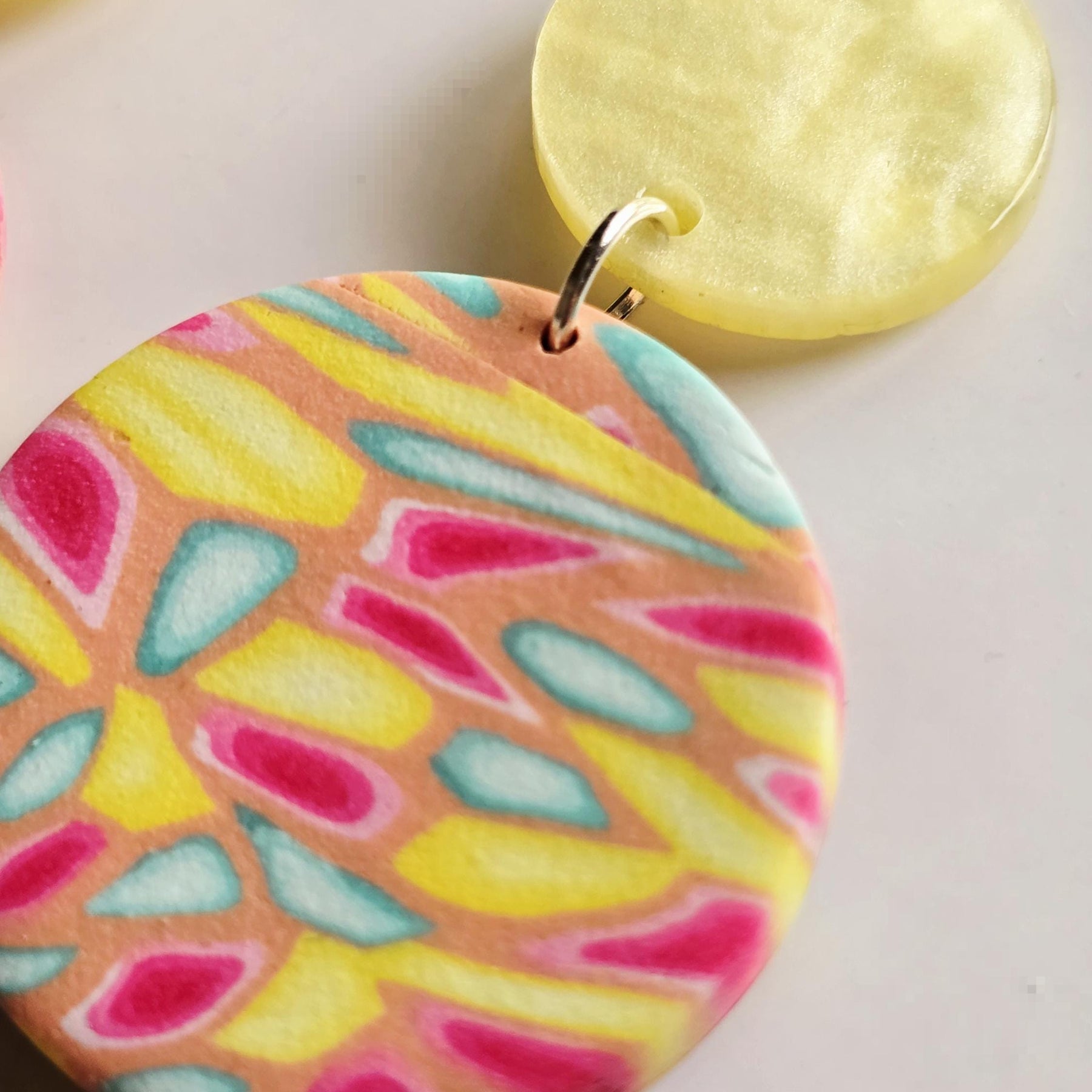 Pastel Yellow Double Disc Drops