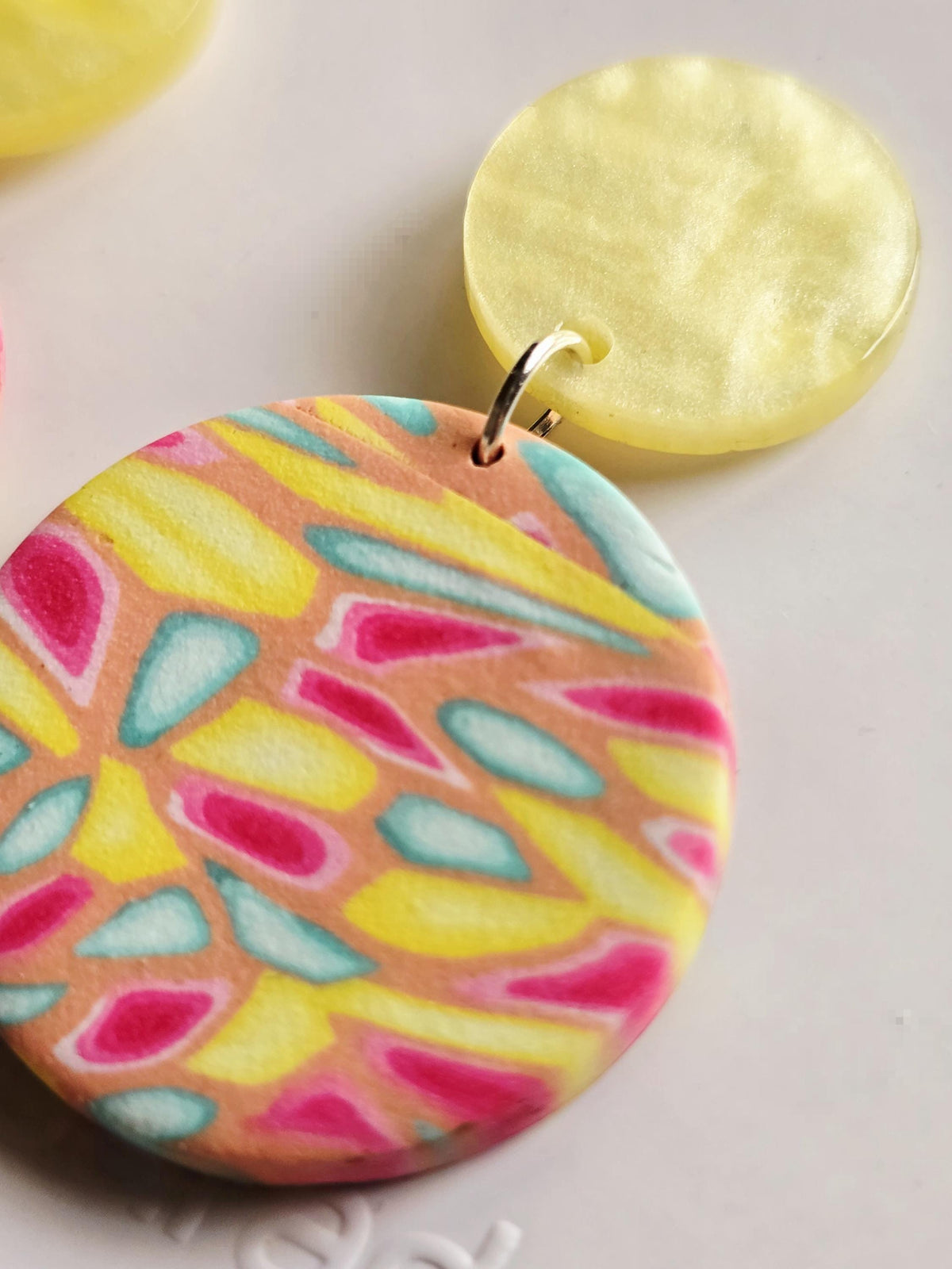 Pastel Yellow Double Disc Drops