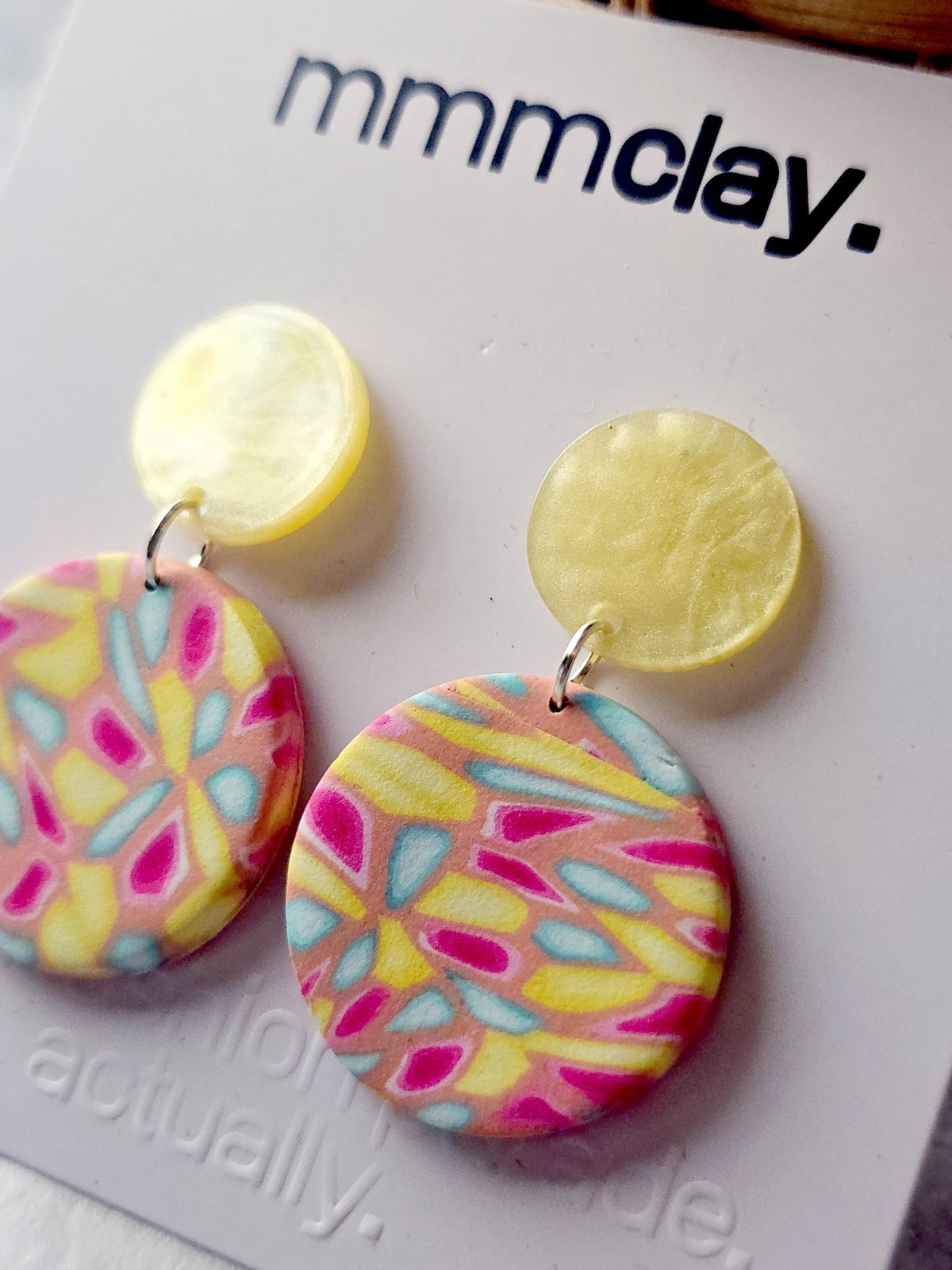 Pastel Yellow Double Disc Drops