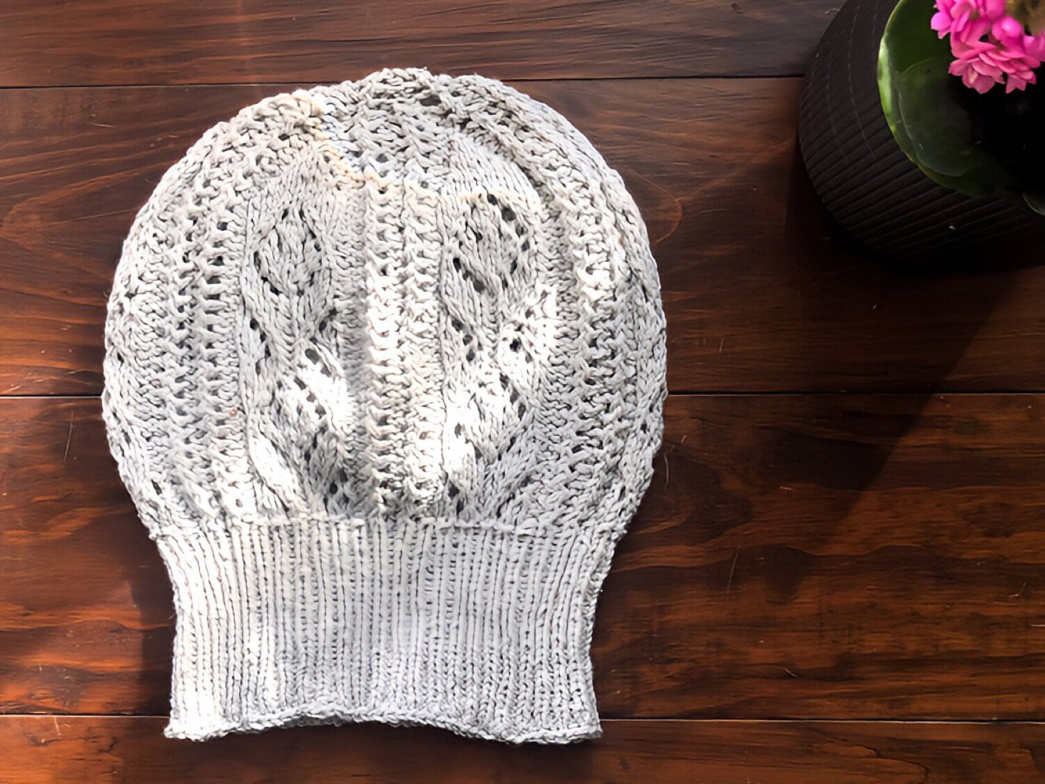 Saji Beanie Hat PDF pattern for knitters