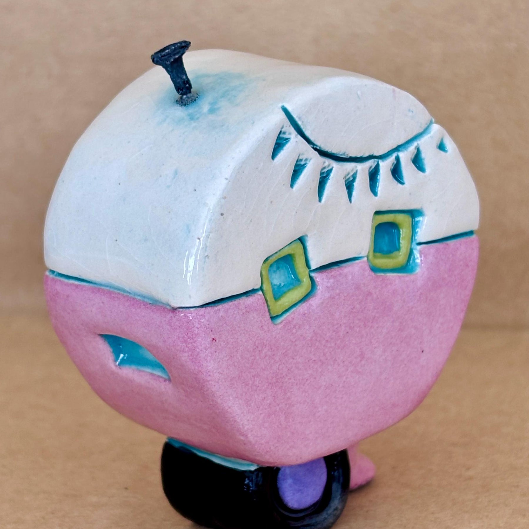 Small Retro Collectable Ceramic Caravan