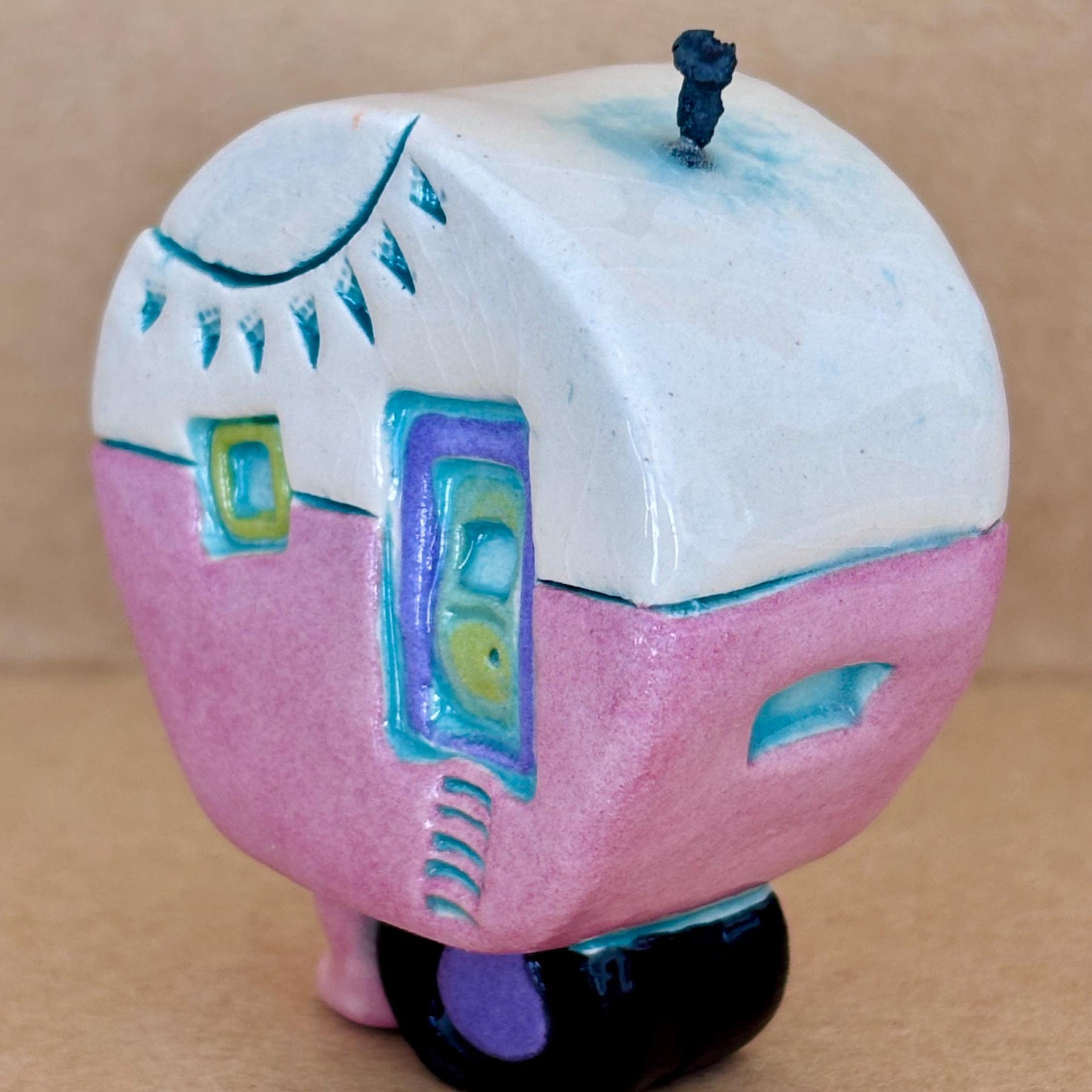 Small Retro Collectable Ceramic Caravan