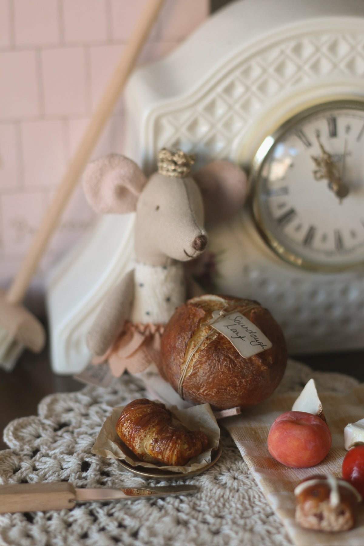 SOURDOUGH BREAD 1:6 scale