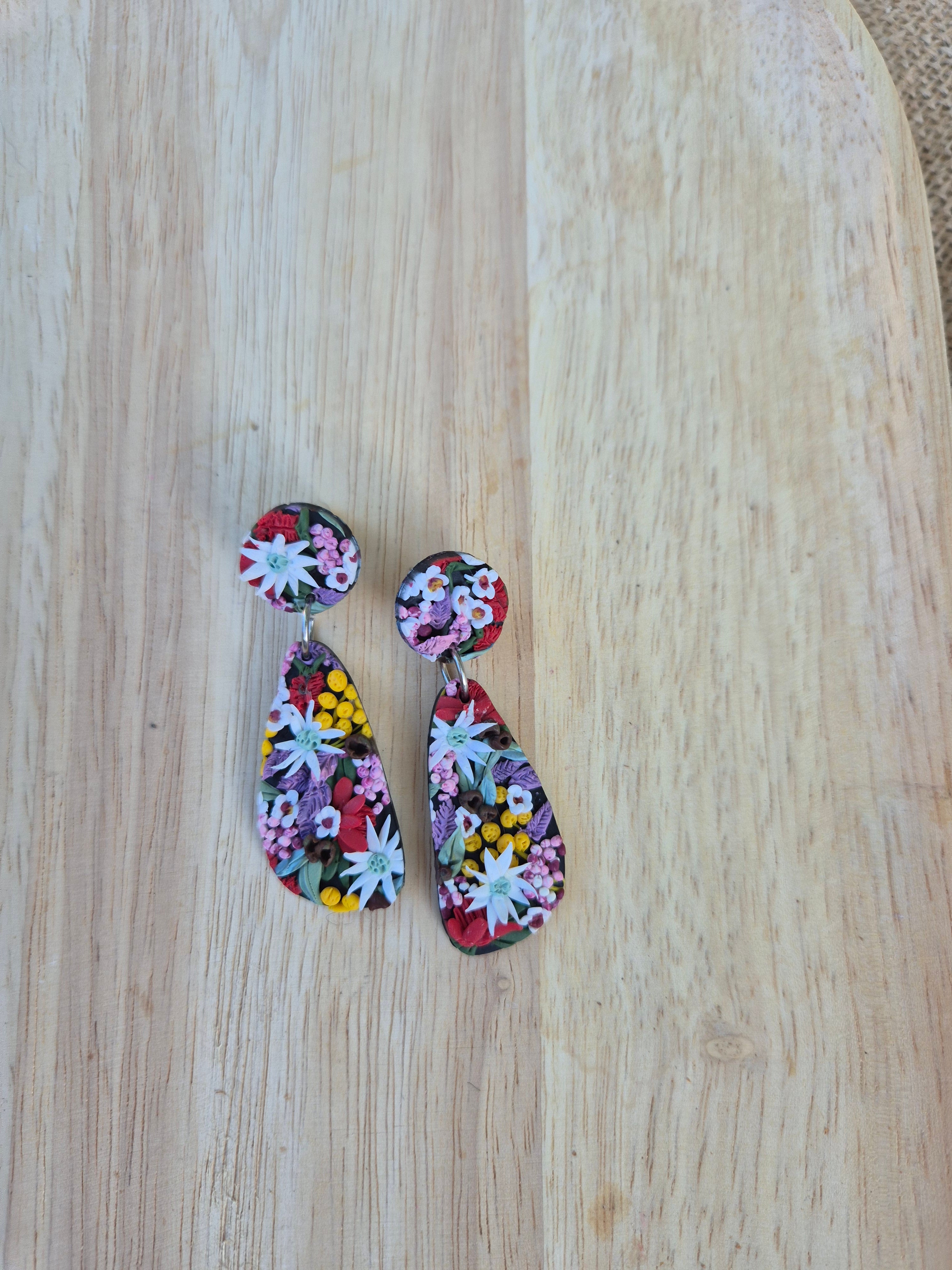 Aussie Flora Dangle Earrings
