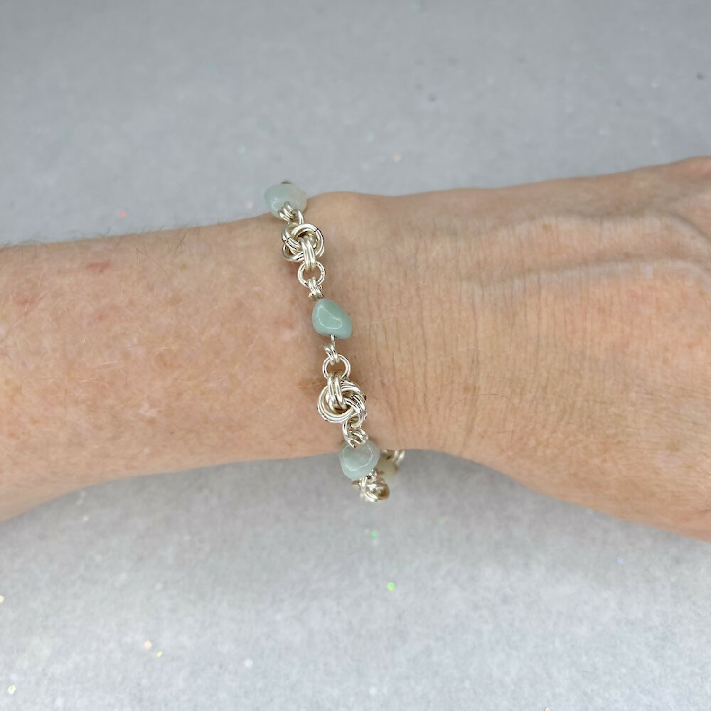 Silver-plated love knot amazonite bracelet size