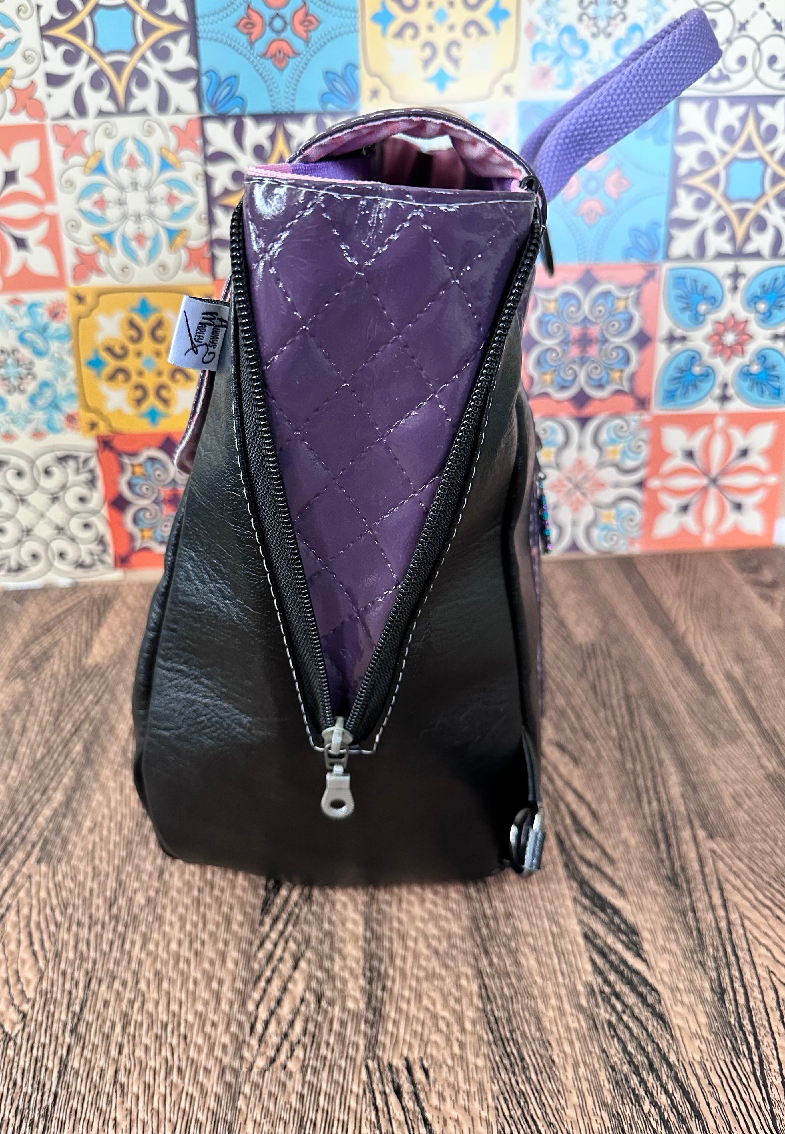 Siah Side lick Back Pack