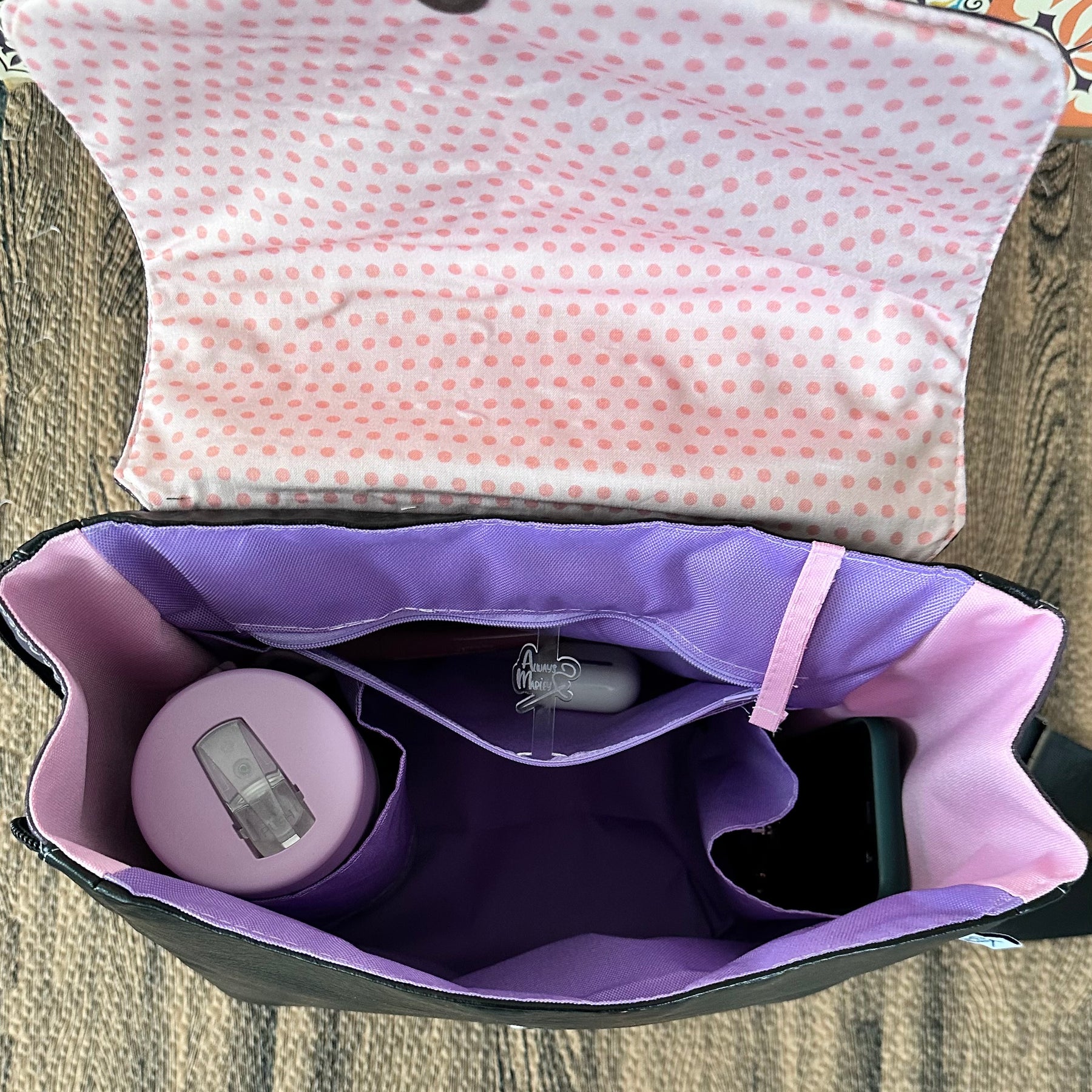 Siah Side lick Back Pack