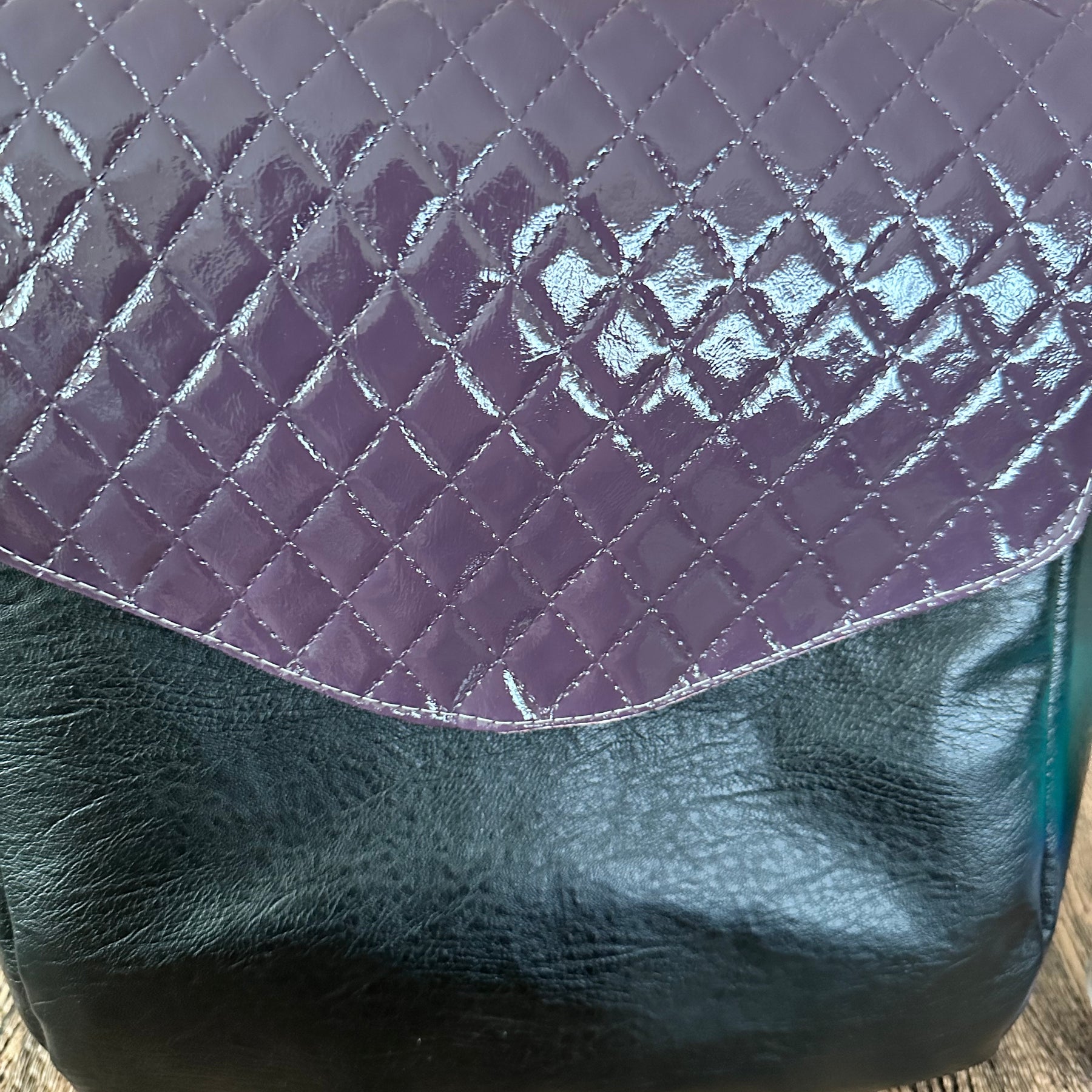 Siah Side lick Back Pack