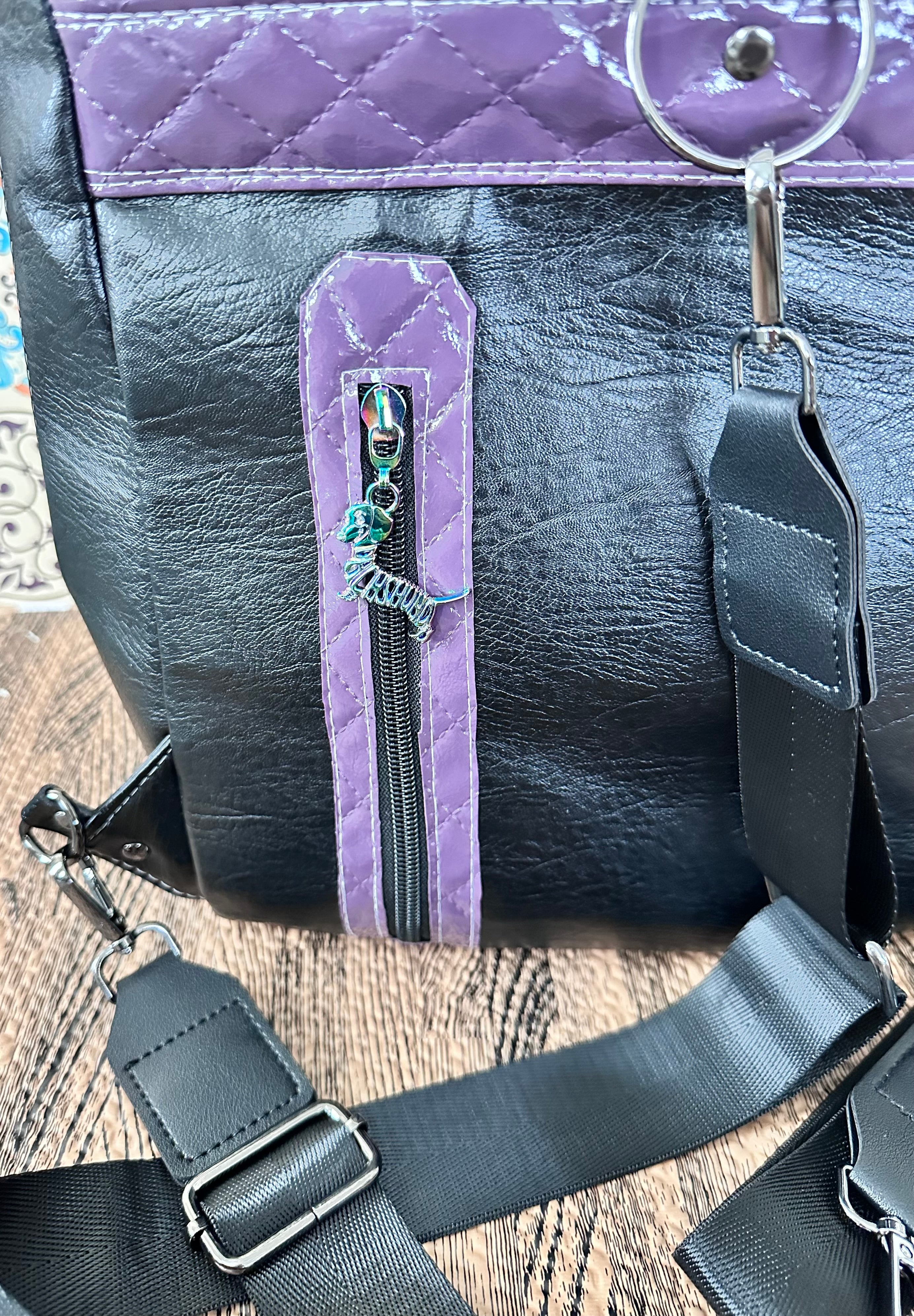 Siah Side lick Back Pack