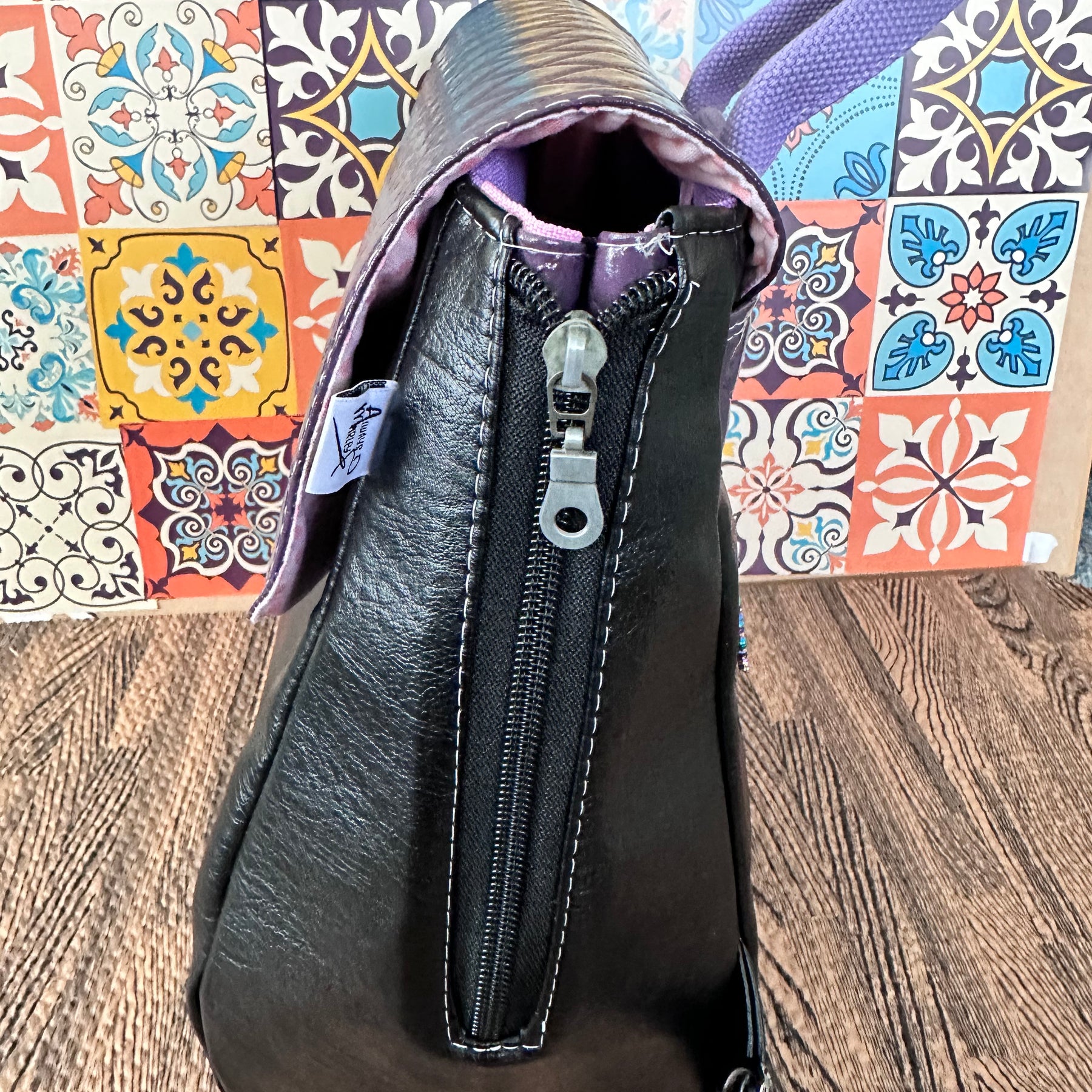 Siah Side lick Back Pack