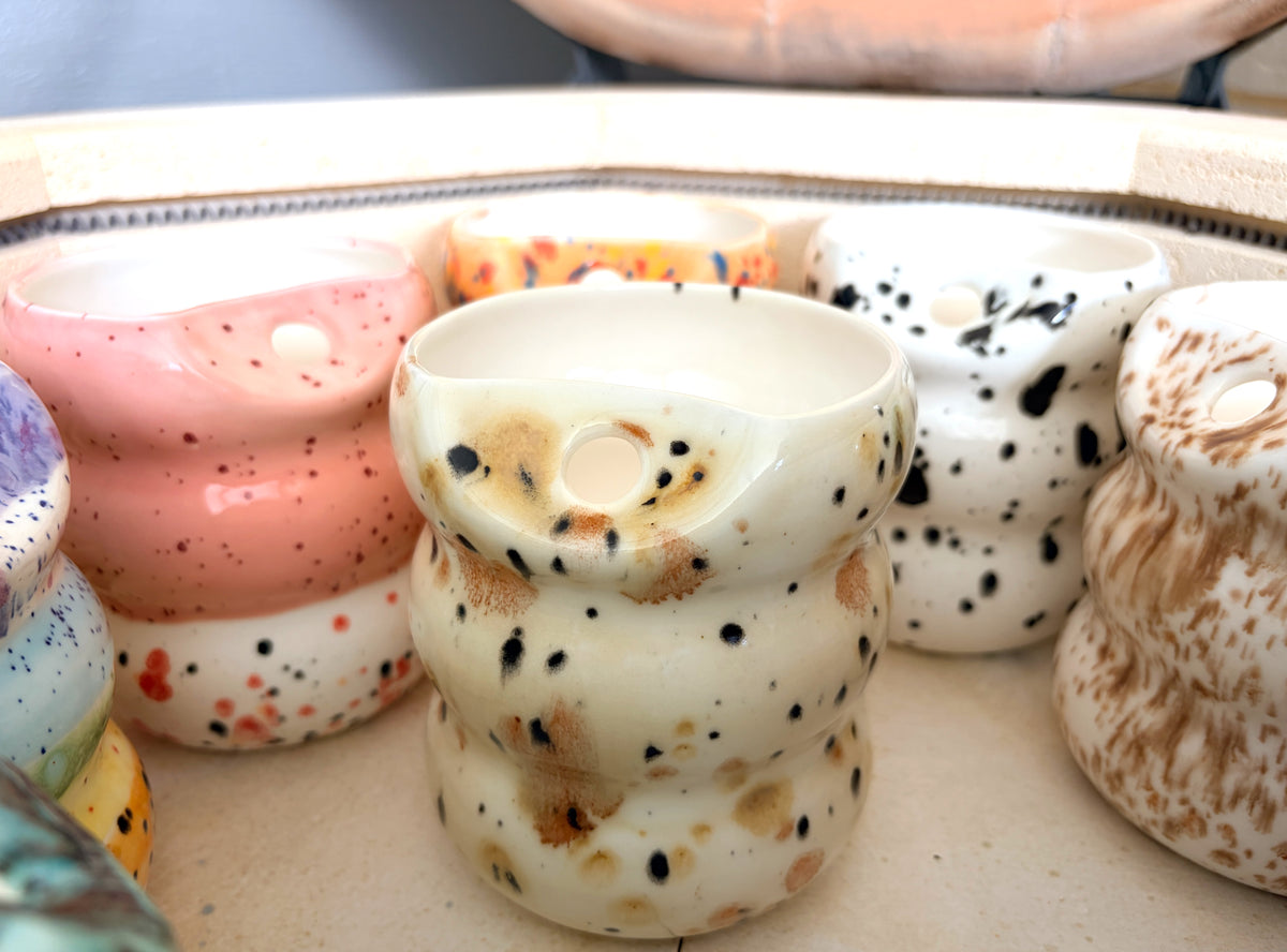 Handcrafted Porcelain Tumbler with Silicon Straw, 600mL Bubble Cup in Safari Glaze